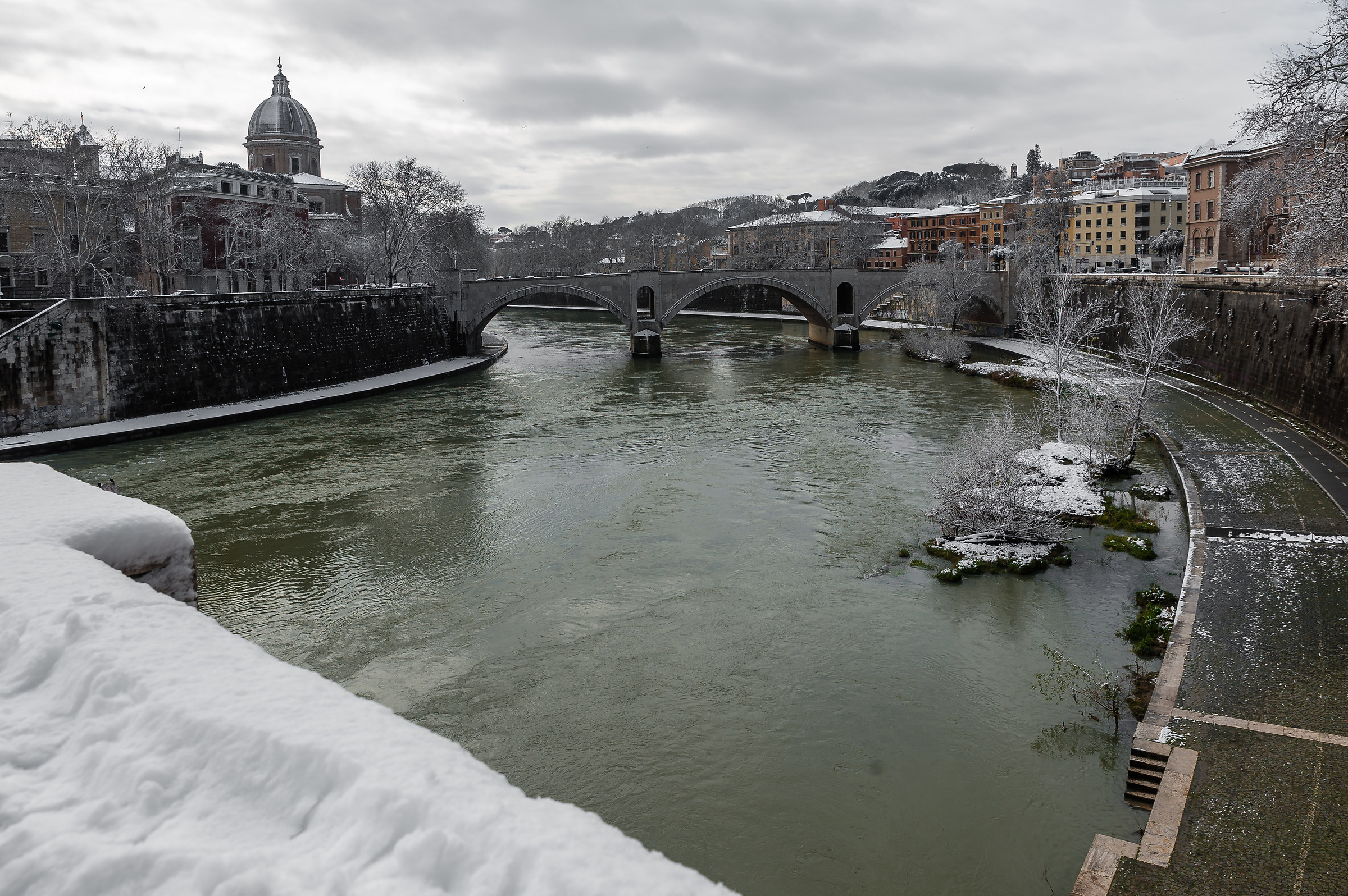 ponte_vittorio_emanuele_II_roma