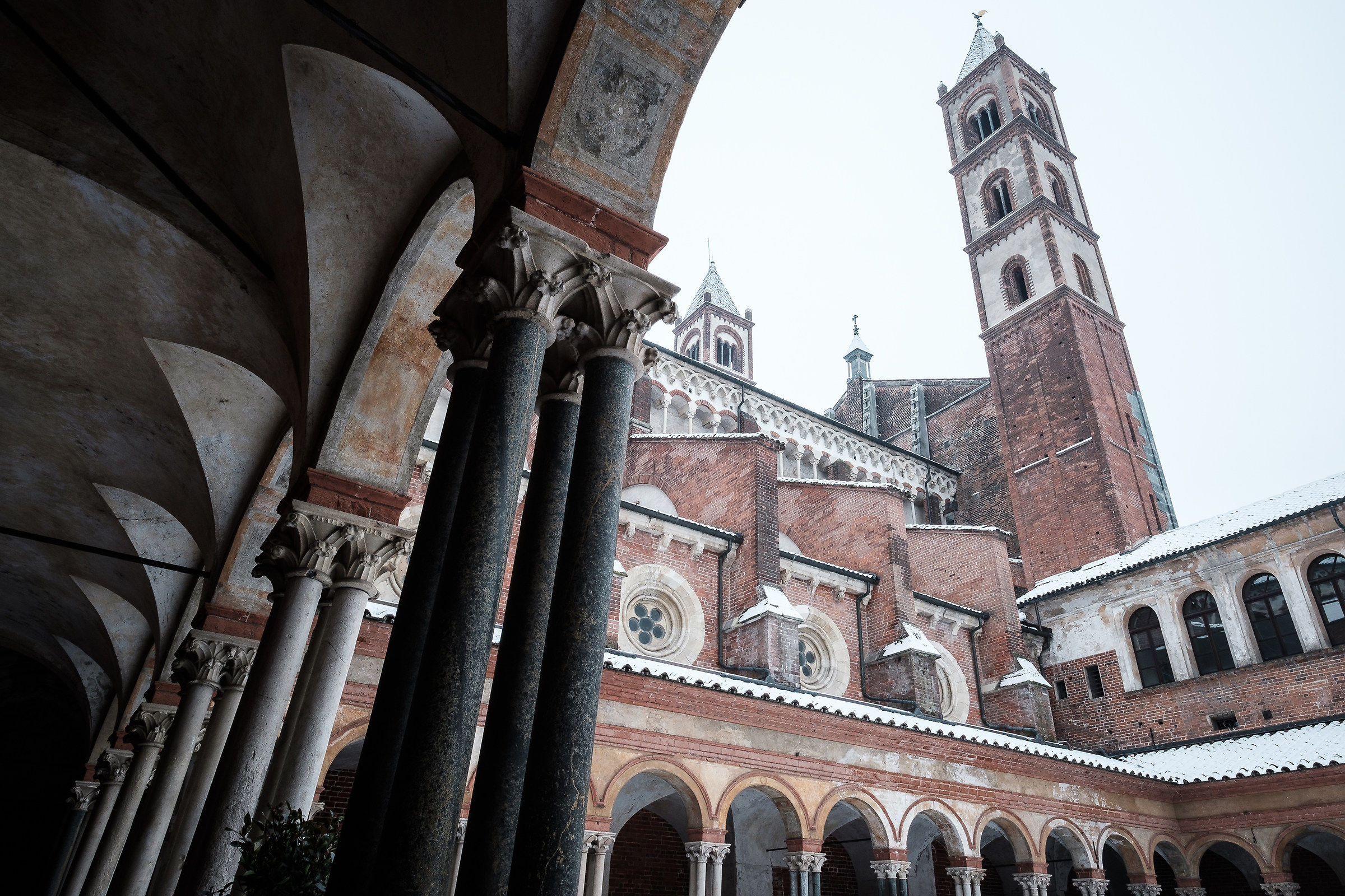 Chiostro di Sant'Andrea, scorcio invernale
