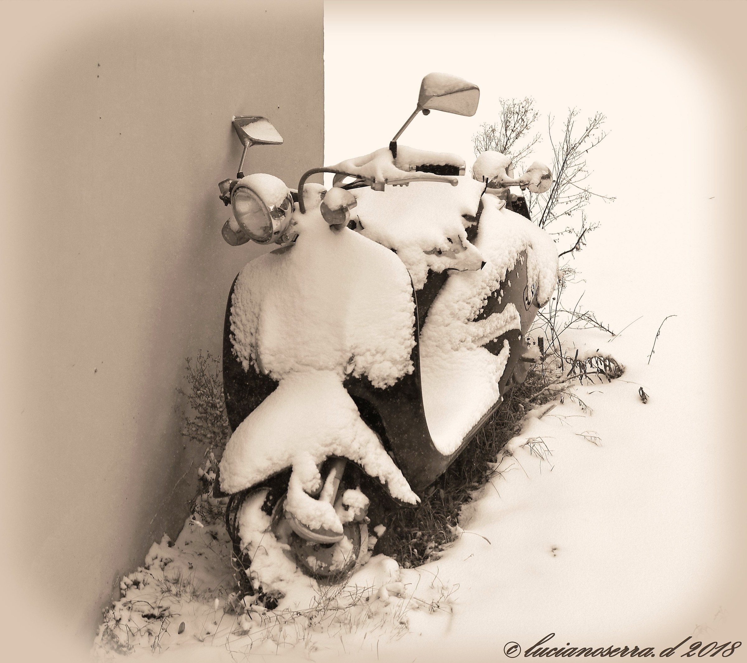 Scooter abbandonato all'oblio