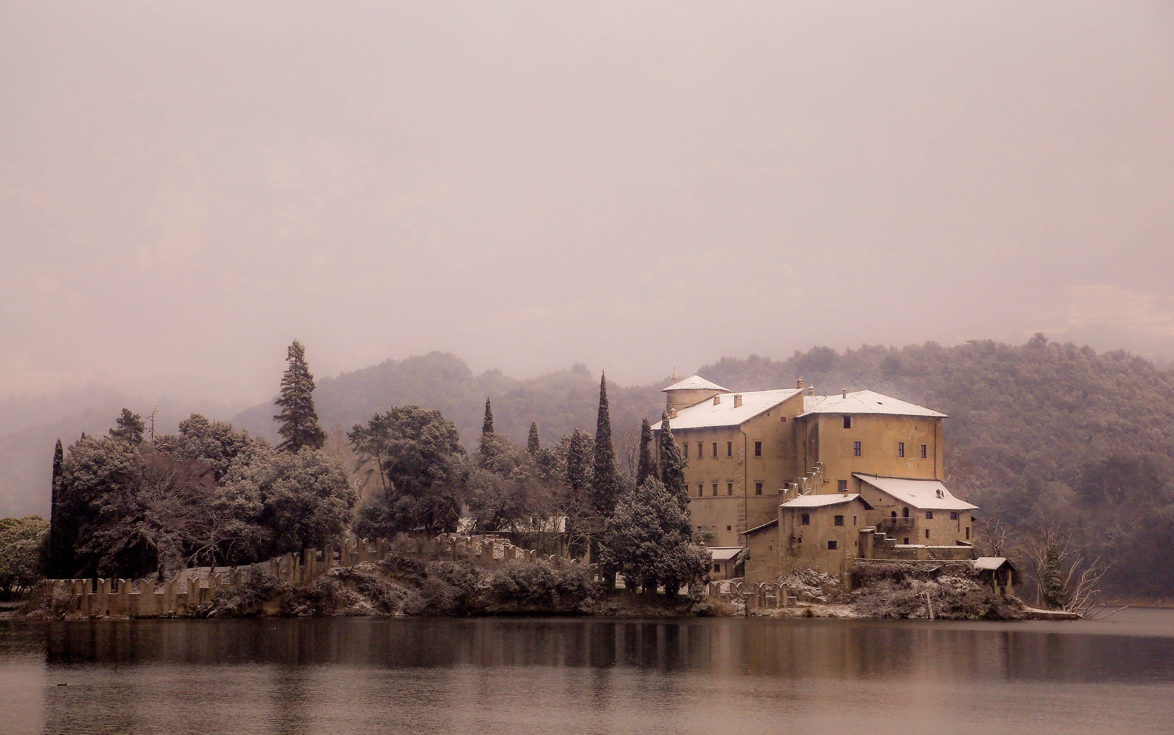 Castel Toblino