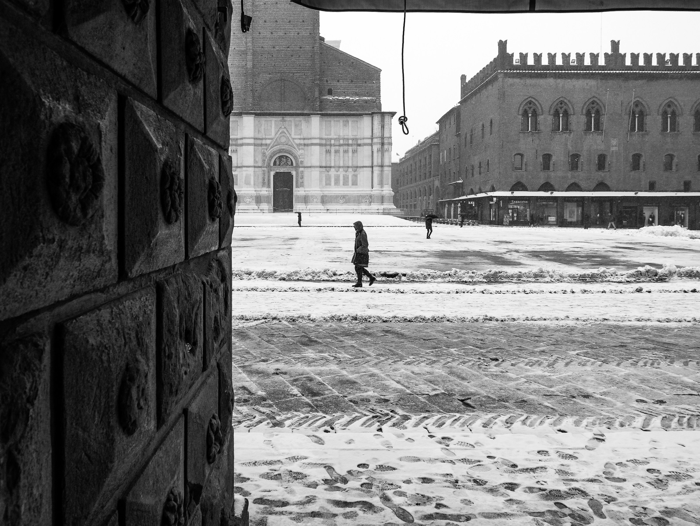 Des pas sur la neige