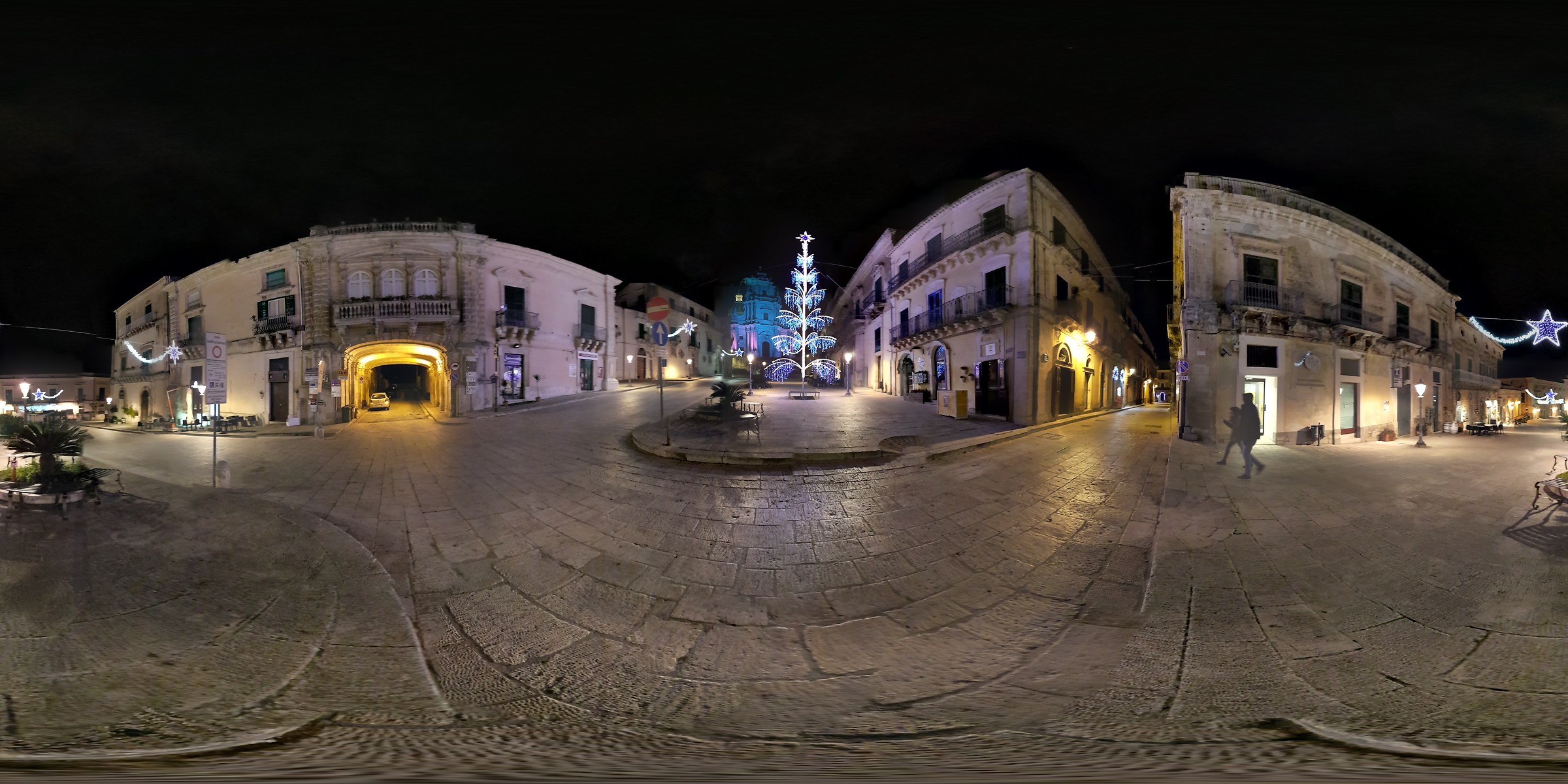 360 ° in Piazza Duomo, Ragusa