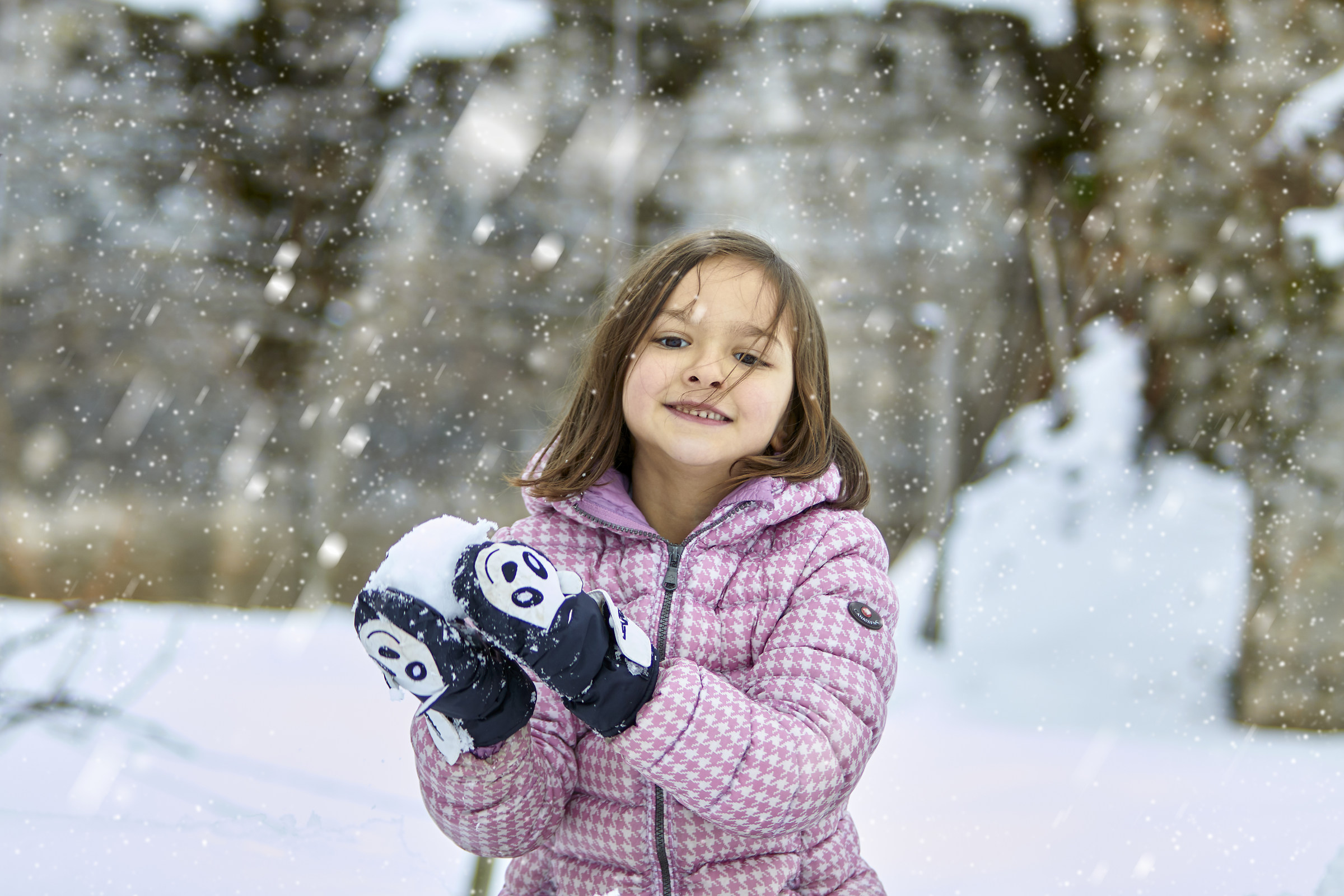 Matilde while it's snowing