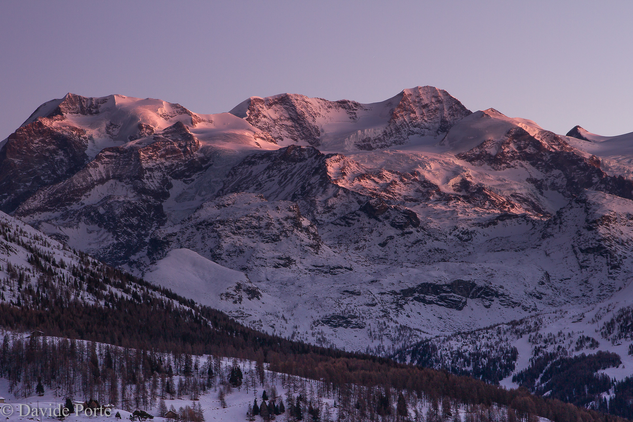winter sunrise on the monterosa
