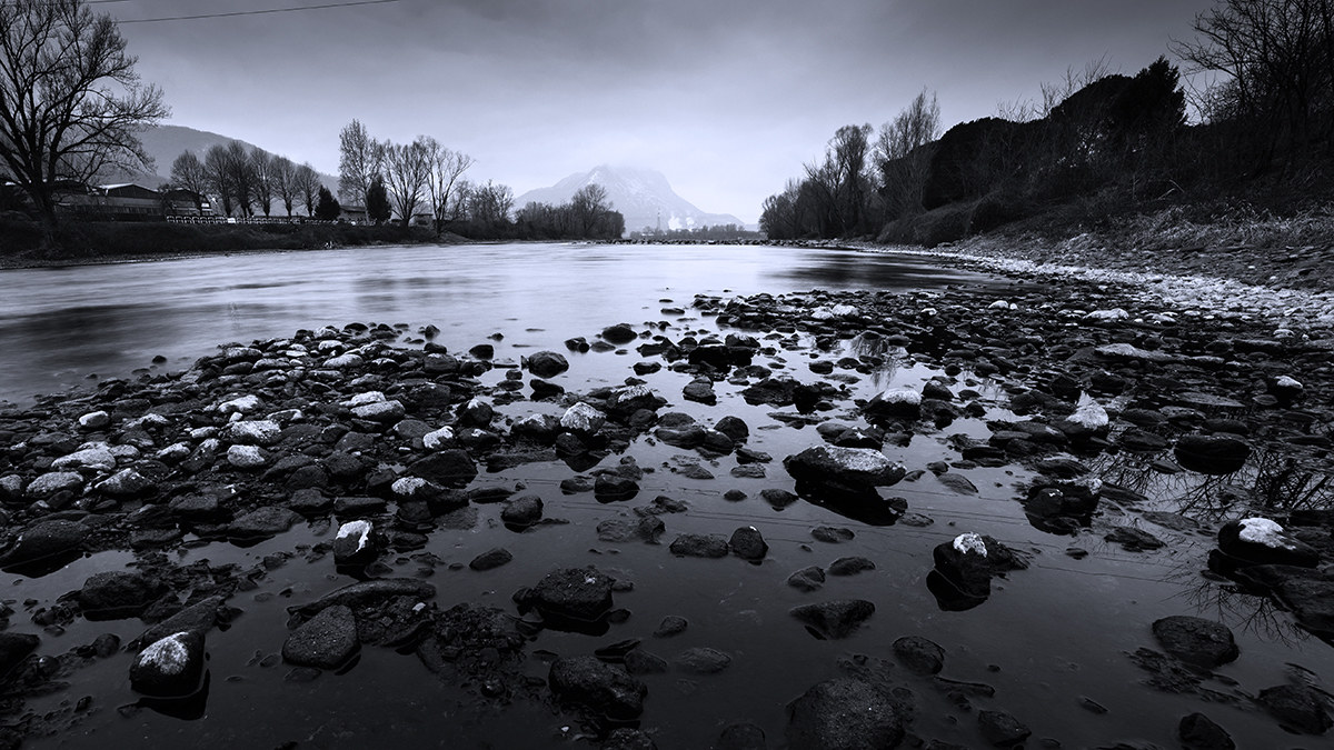 The mountain in the mist