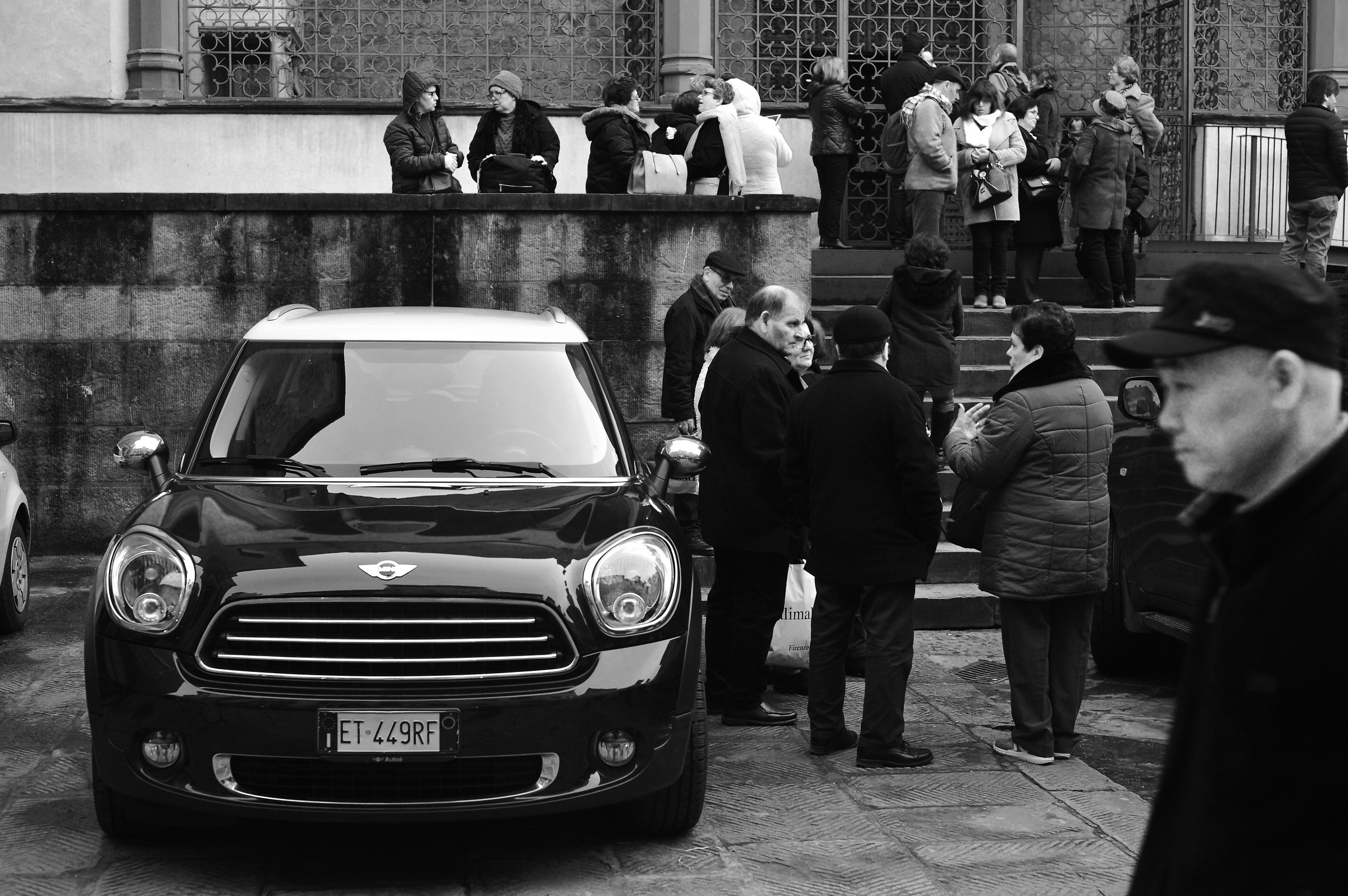 Funeral, Mini & Chinese
