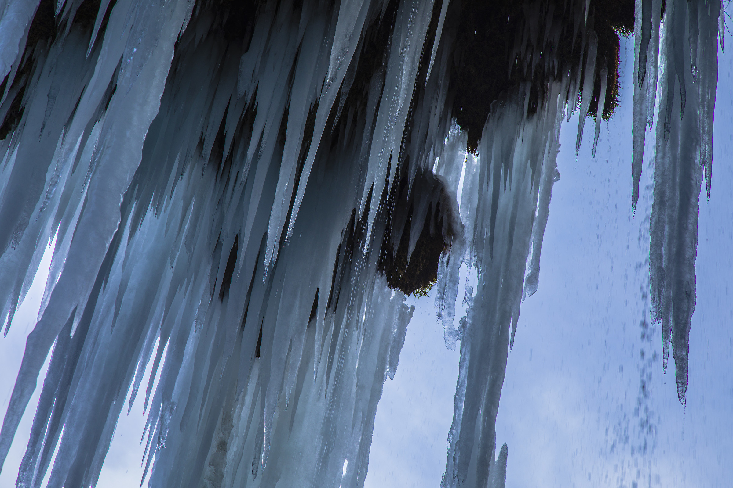 Stalactites of ice