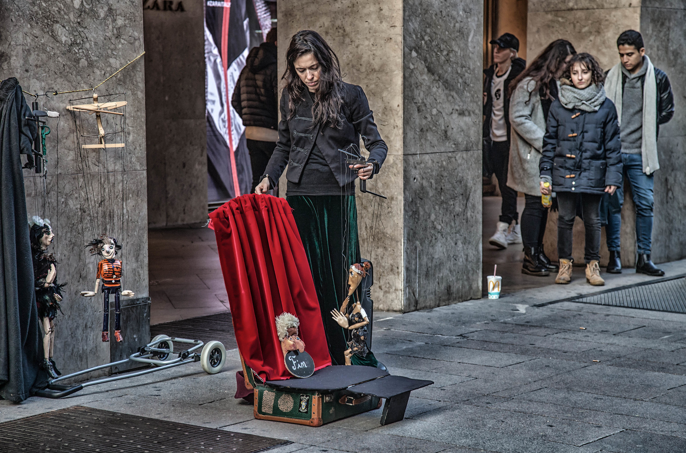 The artist and his puppets