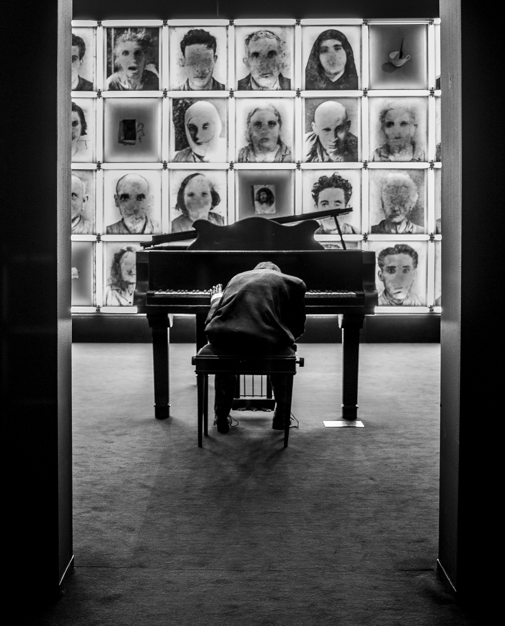 Spettatori silenziosi