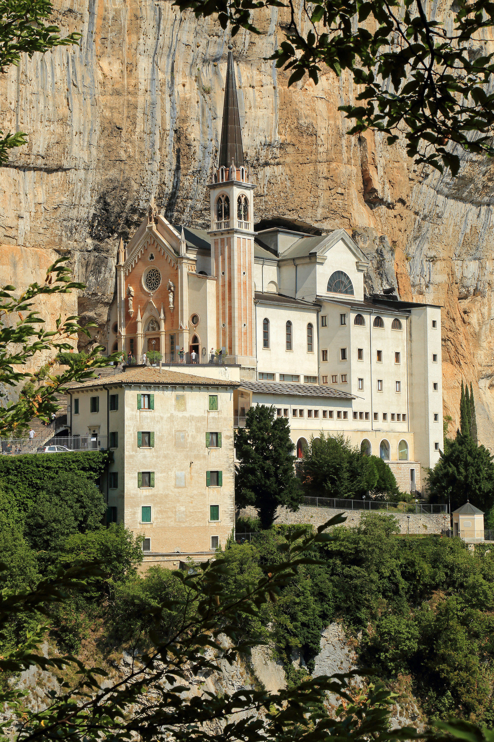 Santuario Madonna della Corona