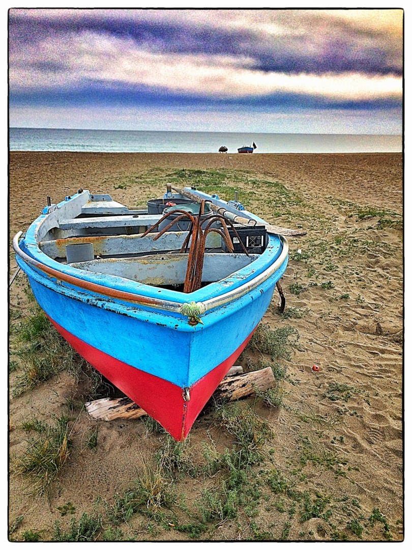 I pulled the oars in the boat