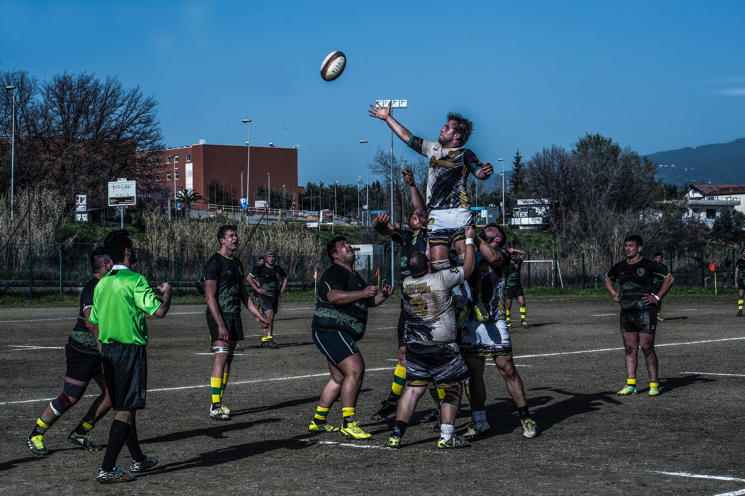 alla caccia del pallone