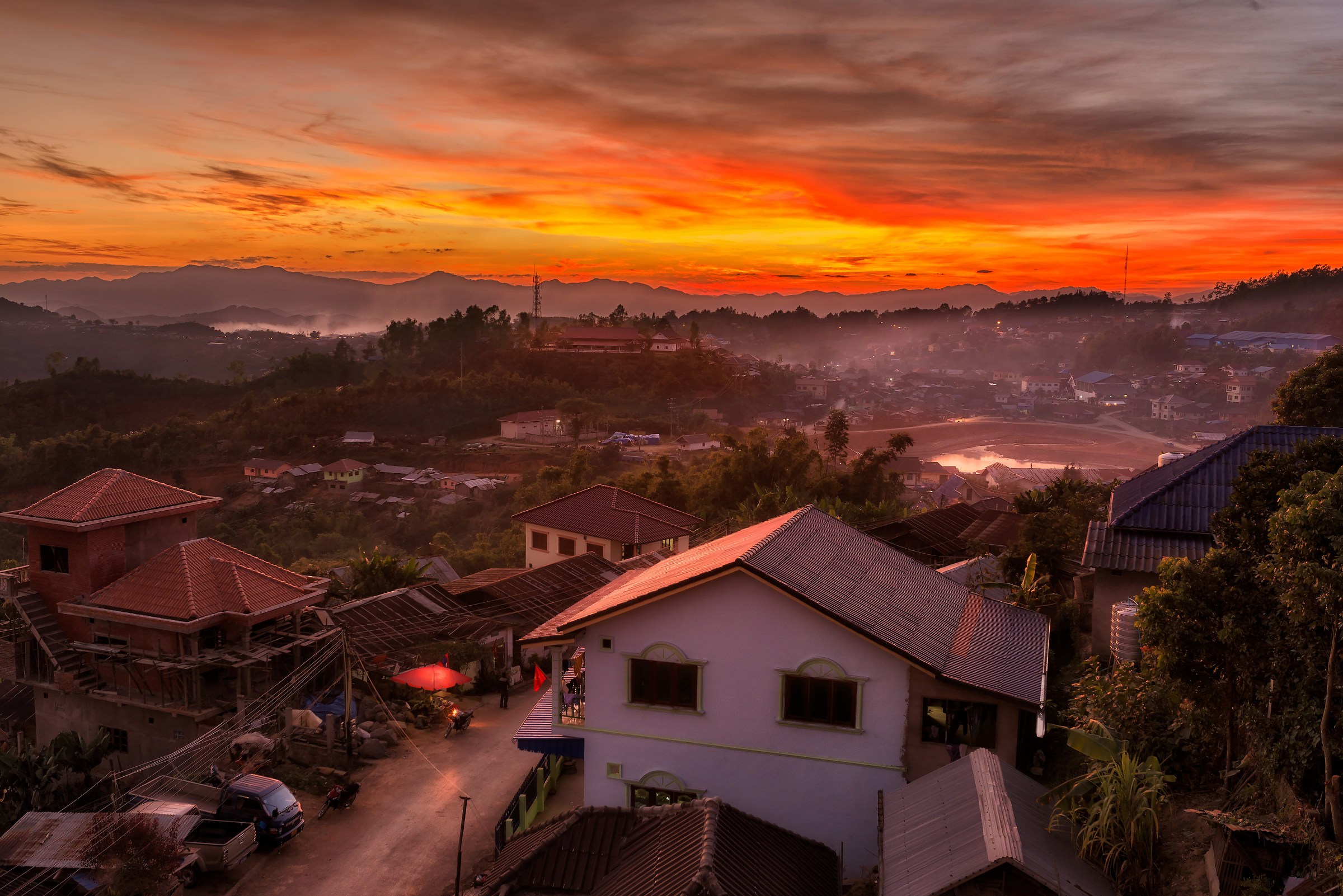 Fiery sunset on Phongsali