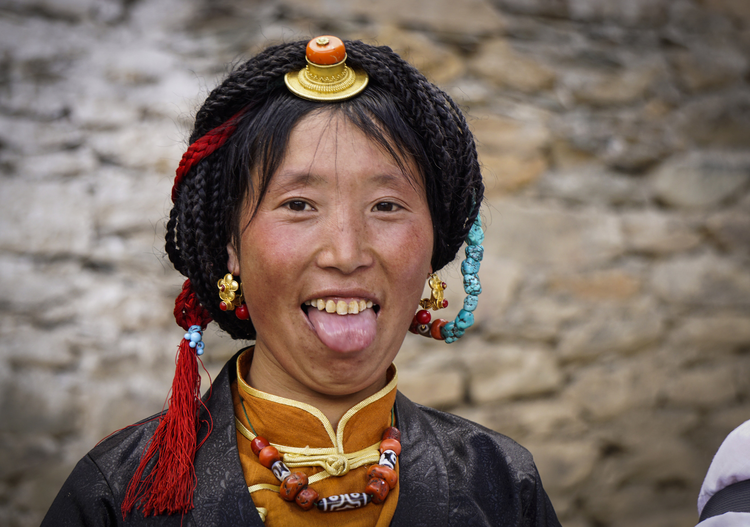 Hello foreigner -Woman Khampa