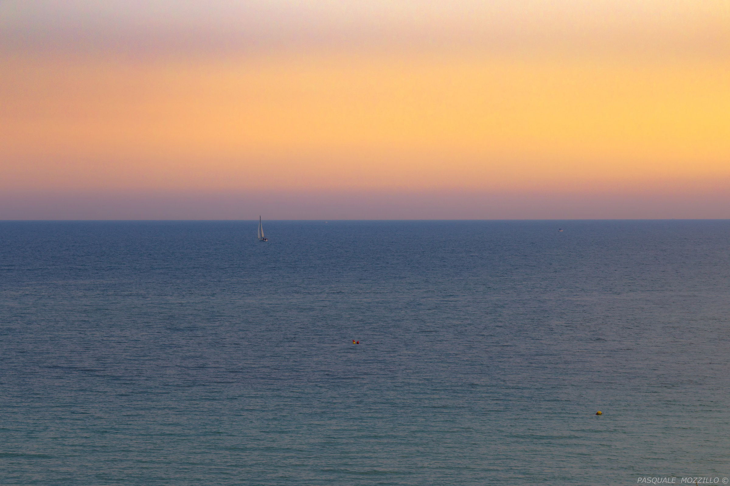 Infinitesimi in an infinite sea