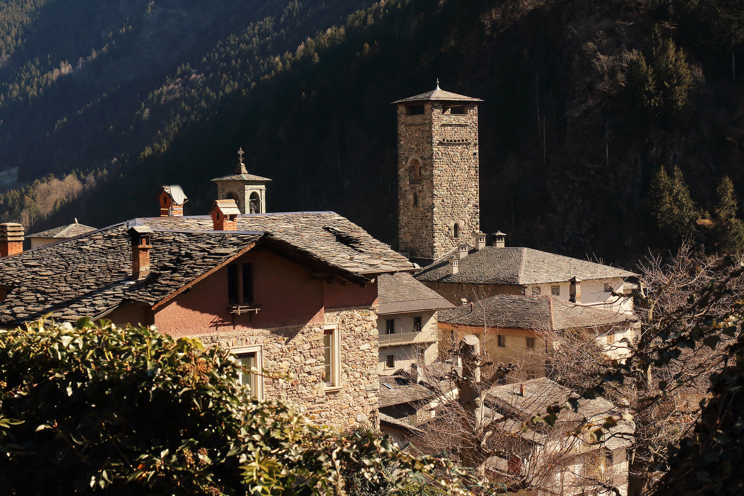 il borgo medioevale di Gromo