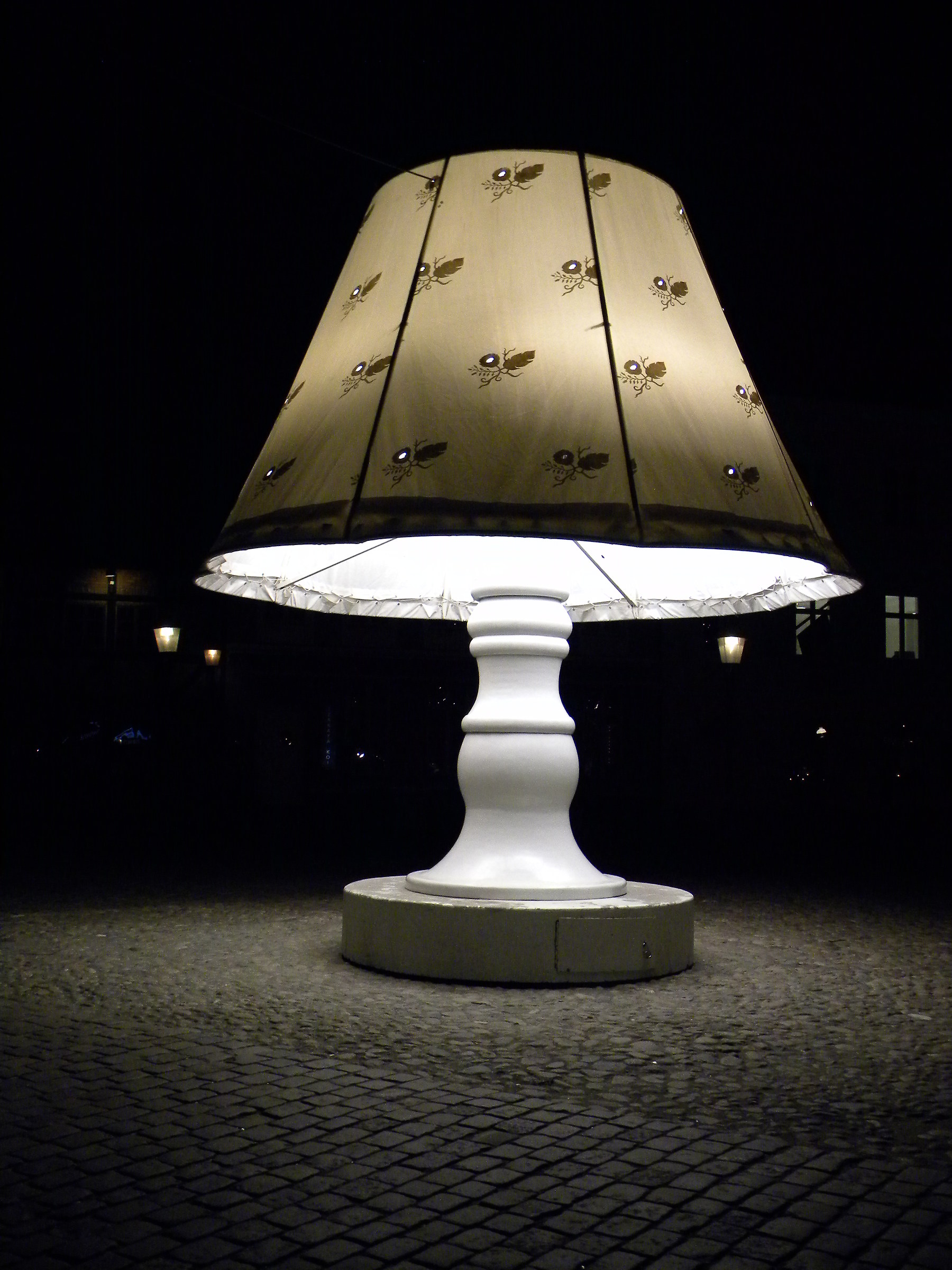 giant lamps