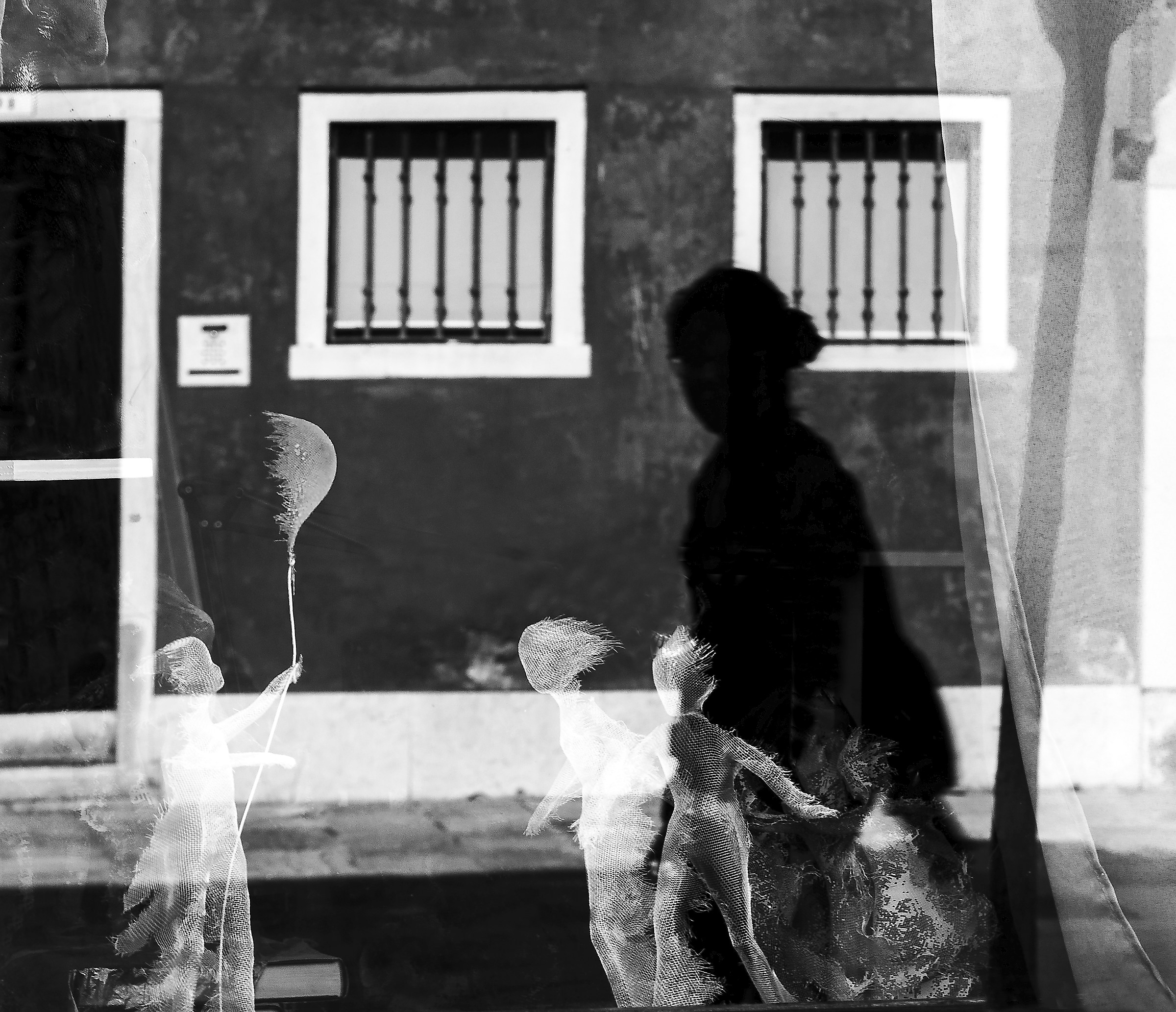 Il palloncino strappato.