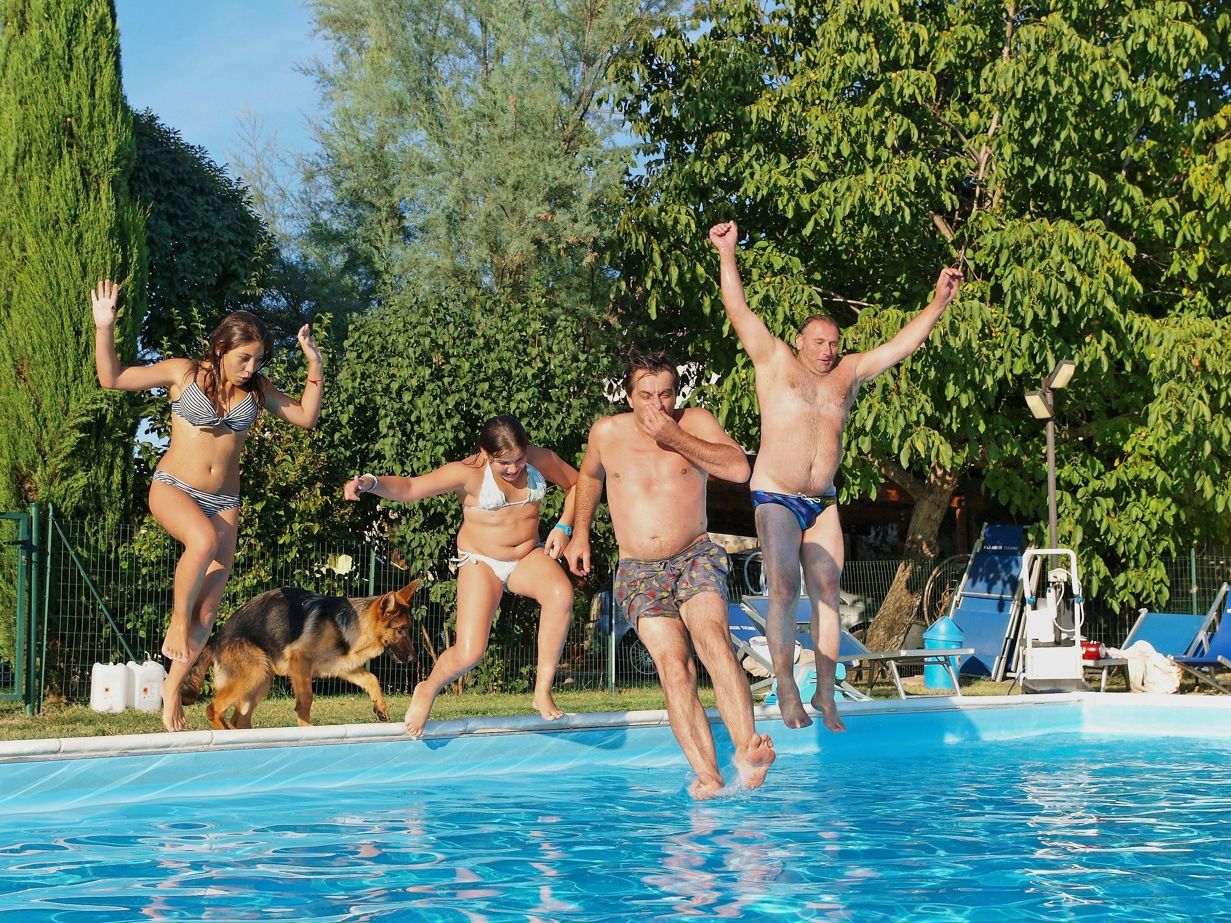 un tuffo dove l'acqua è più blu