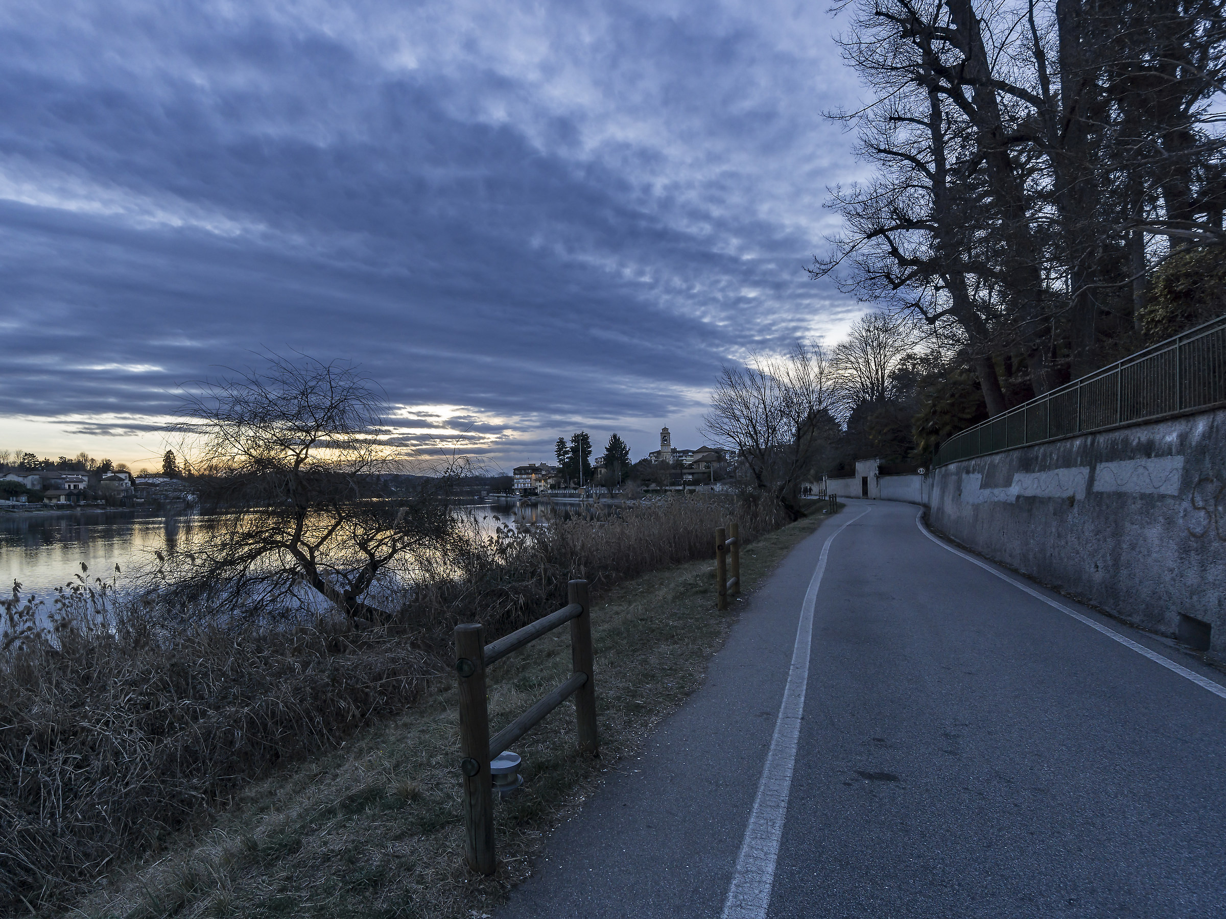 Sunset at the towpath - beginning of March - 1