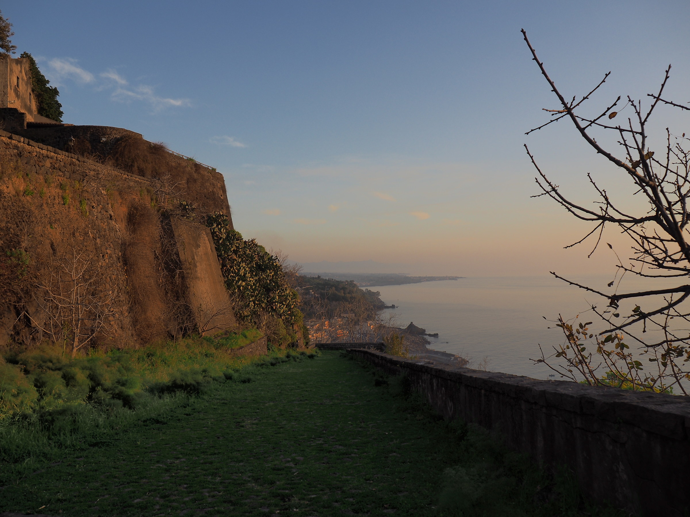 Scendendo per le chiazzette