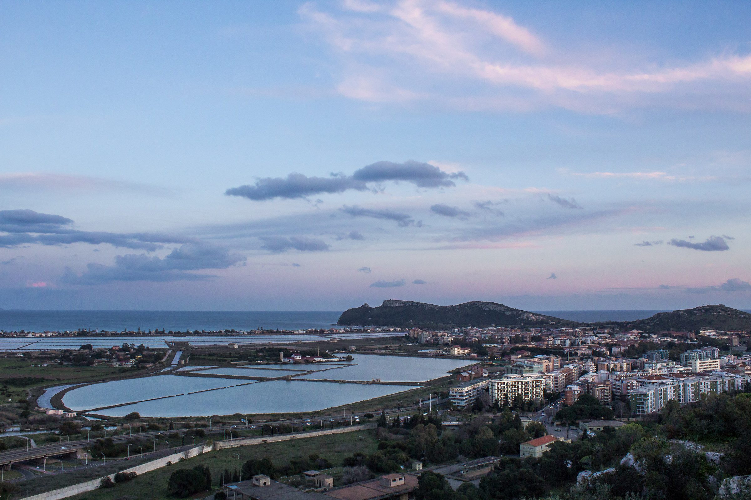 Put the sea, put a promontory and here is the beauty