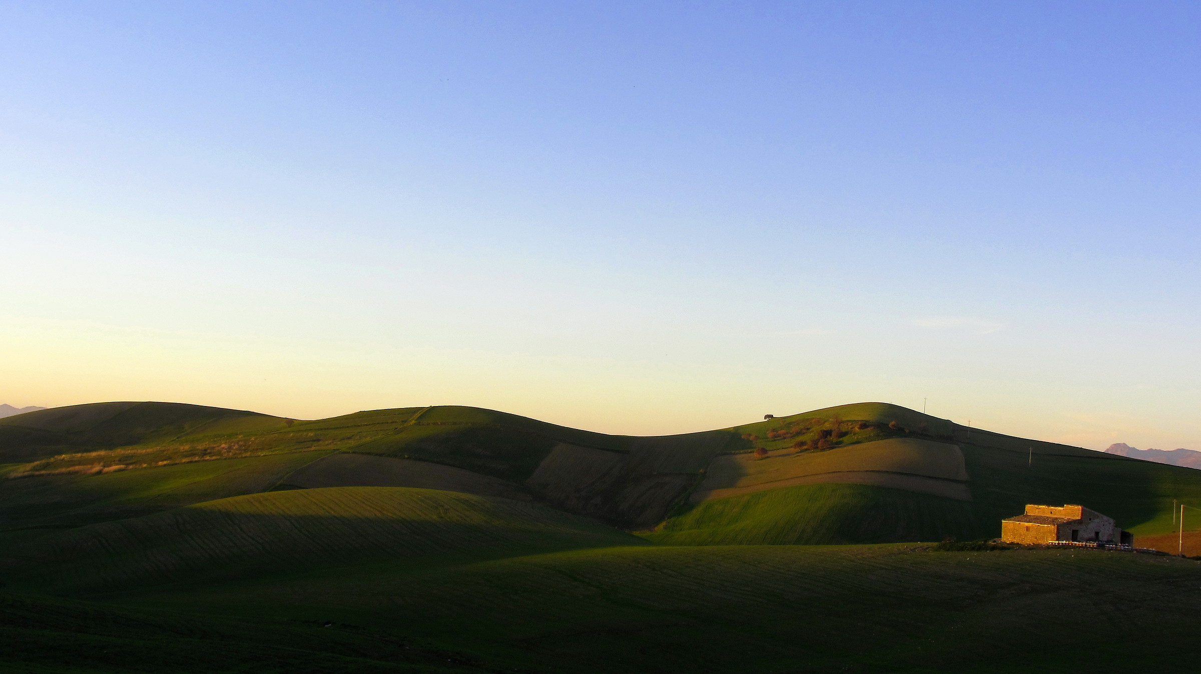 Sinuous Hills
