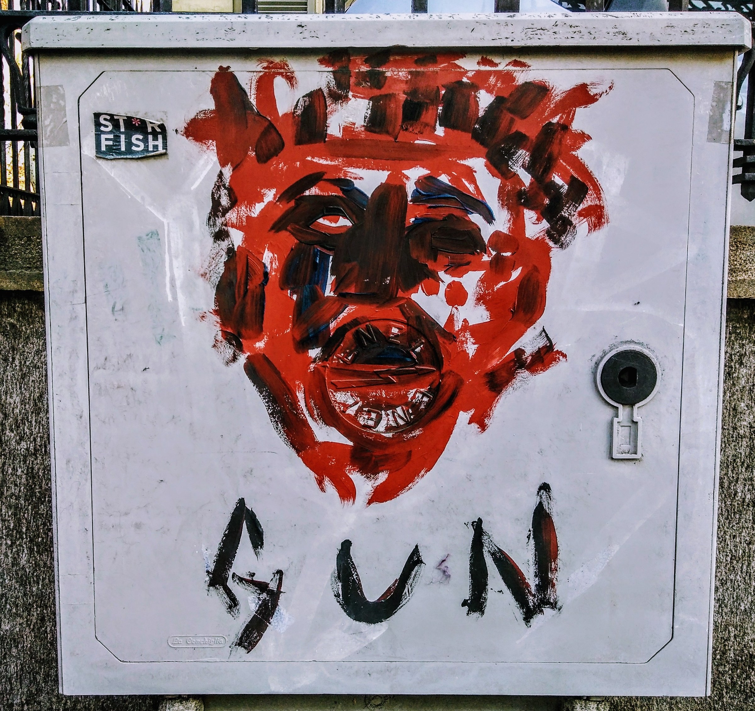 Temporary art / 2: GUN bis