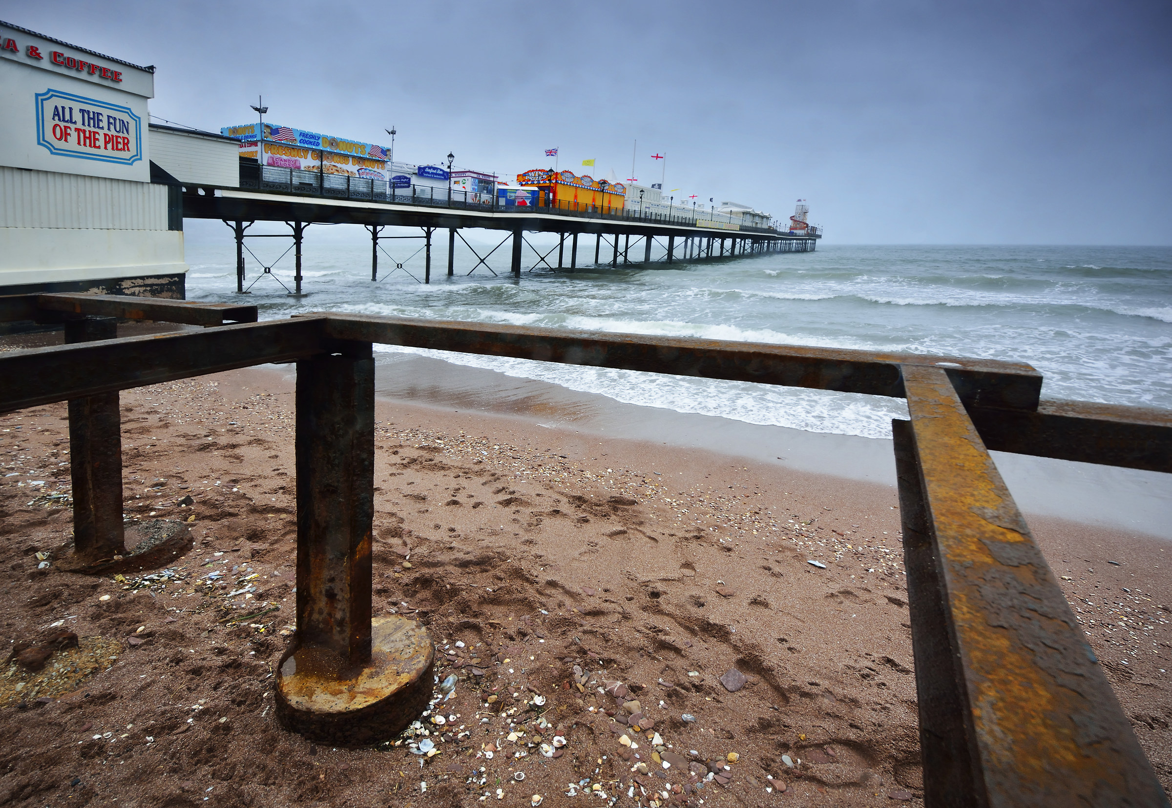 Paignton Pier - in una giornata umida di marzo