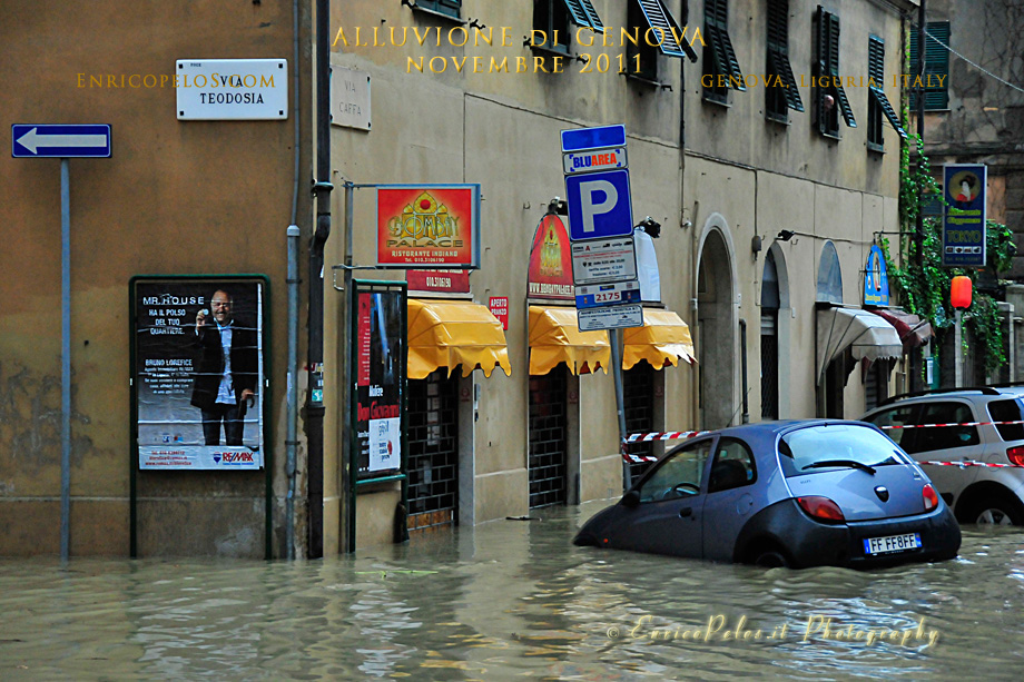 Flood genova 4 11 2011 Flood - Via Theodosia