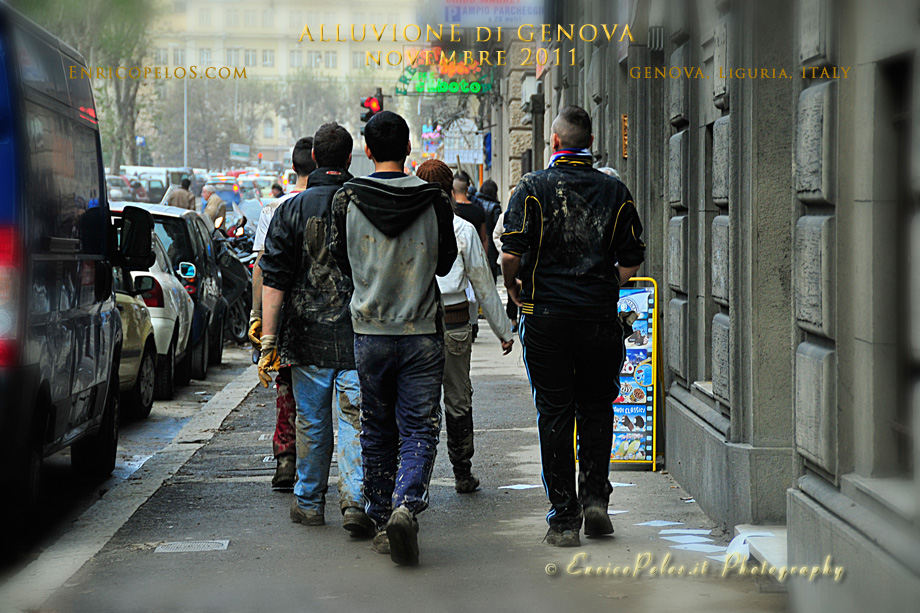 genova 4 11 2011 Flood Flood Volunteers Angels mud