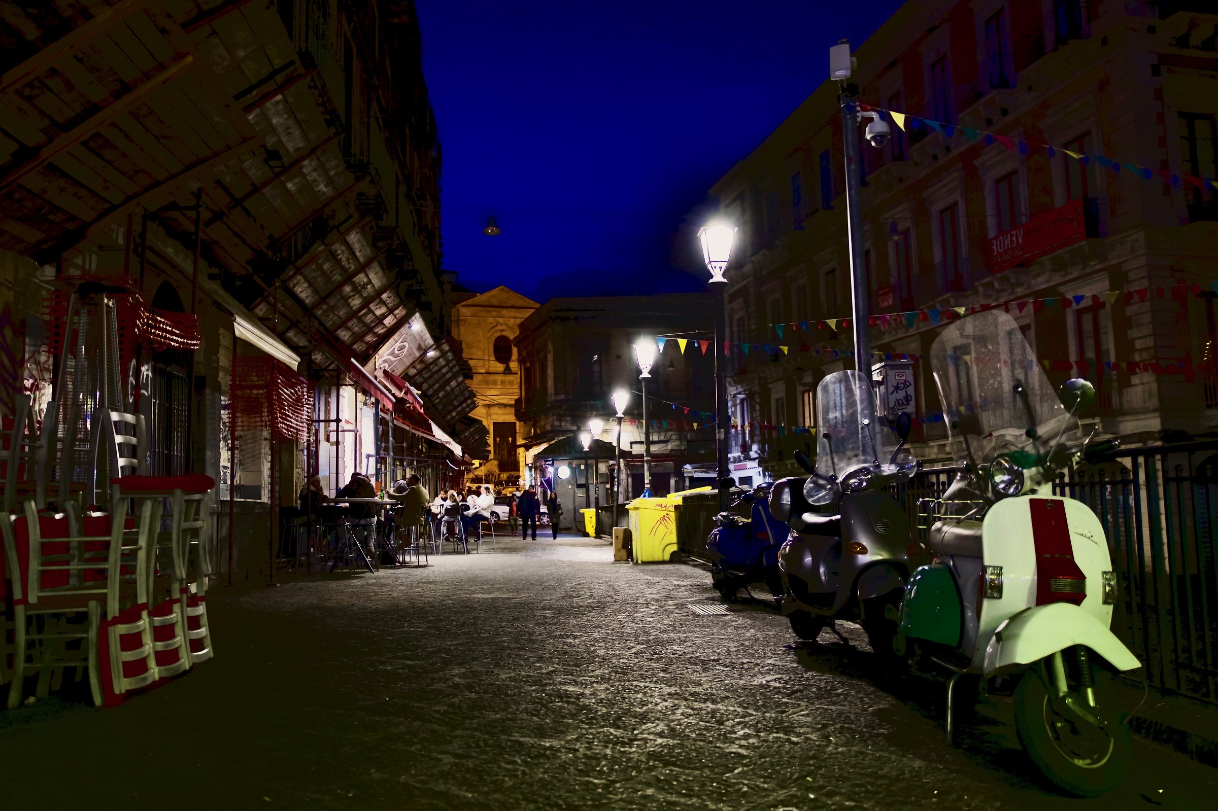 Crepuscolo in pescheria. Catania