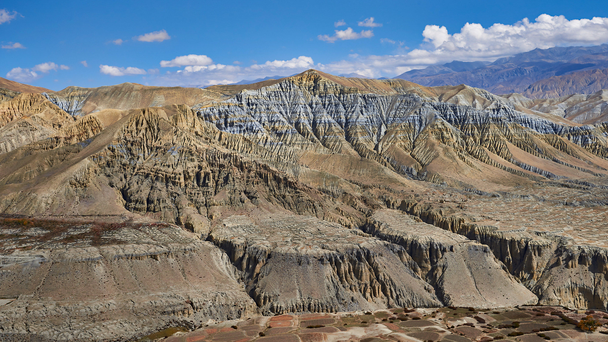 Mustang - from Chubang to Syangmocnen