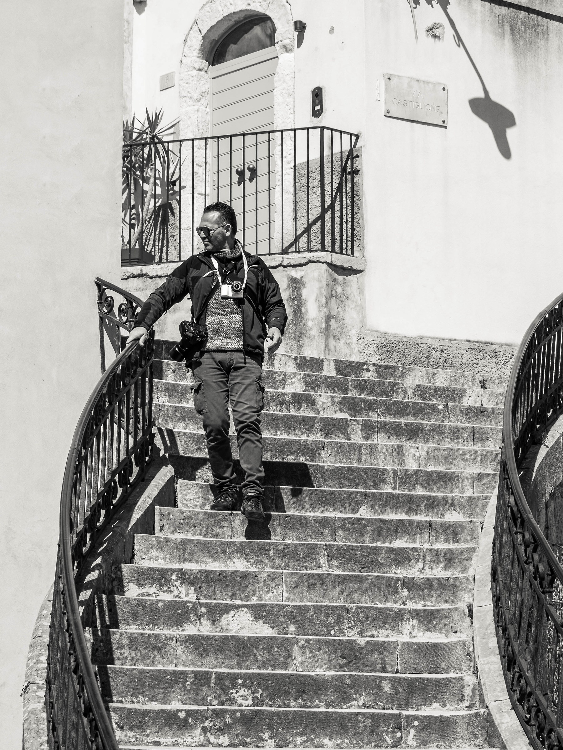 How many steps to get off at Ibla