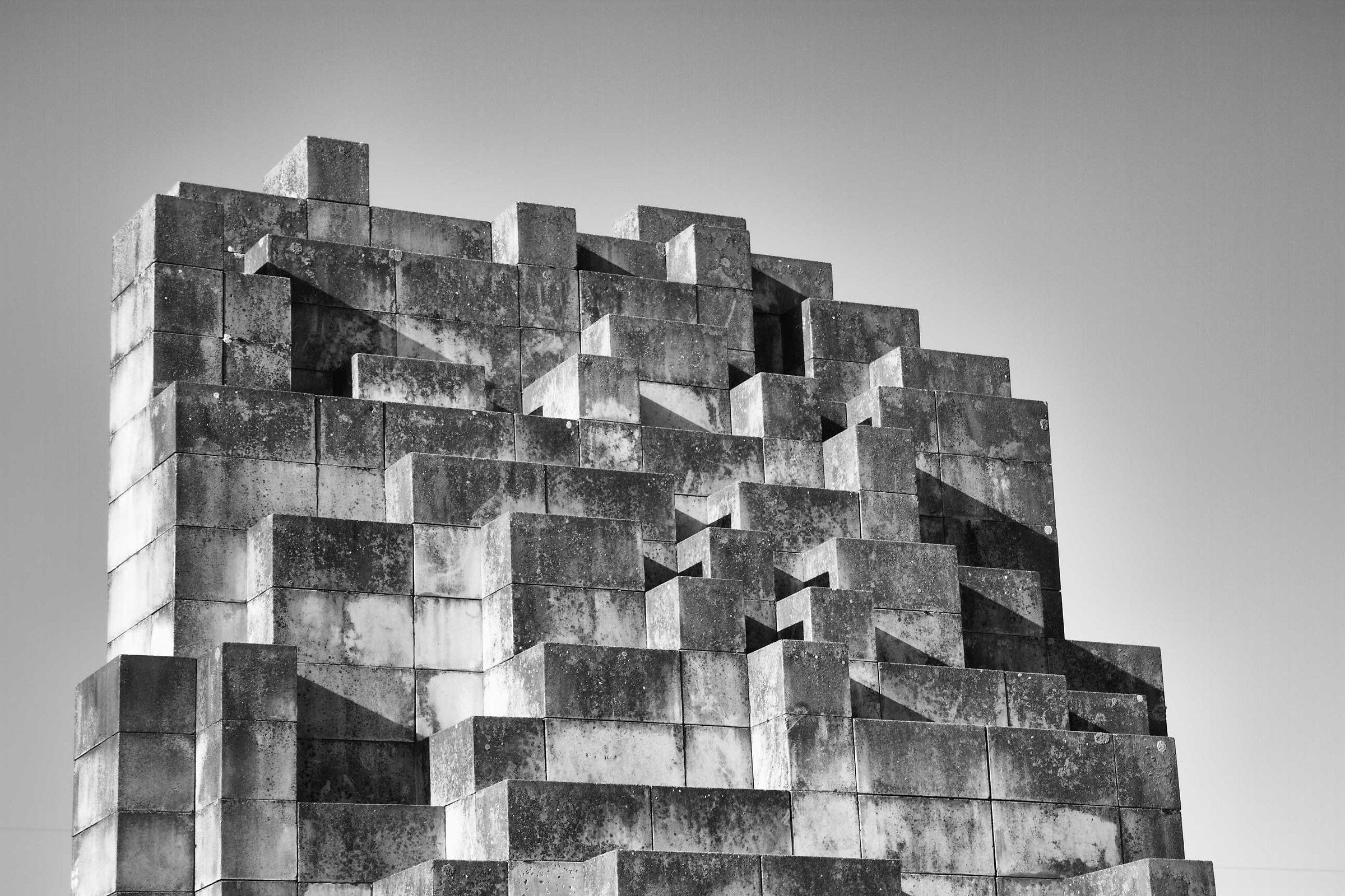 Sol LeWit: Irregular Tower (1997)