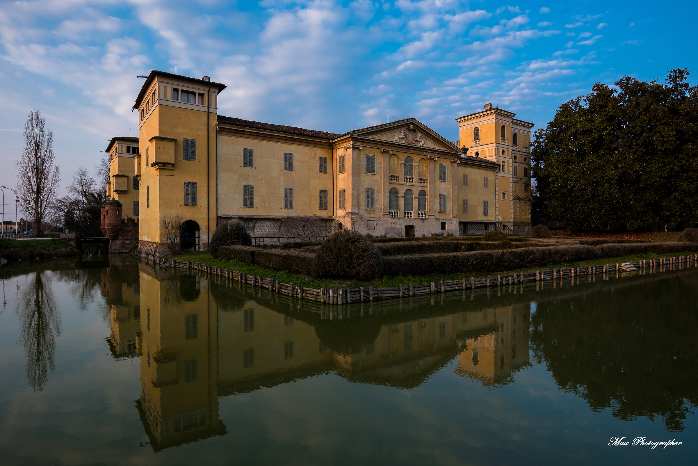 Villa Sommi Picenardi