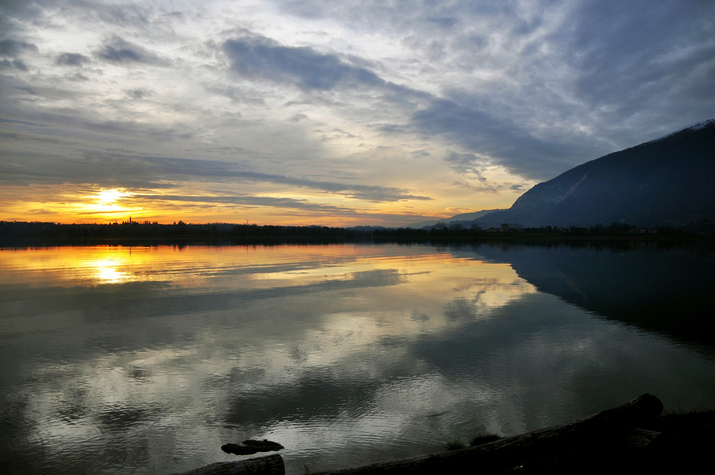 Oggiono at sunset (lc)