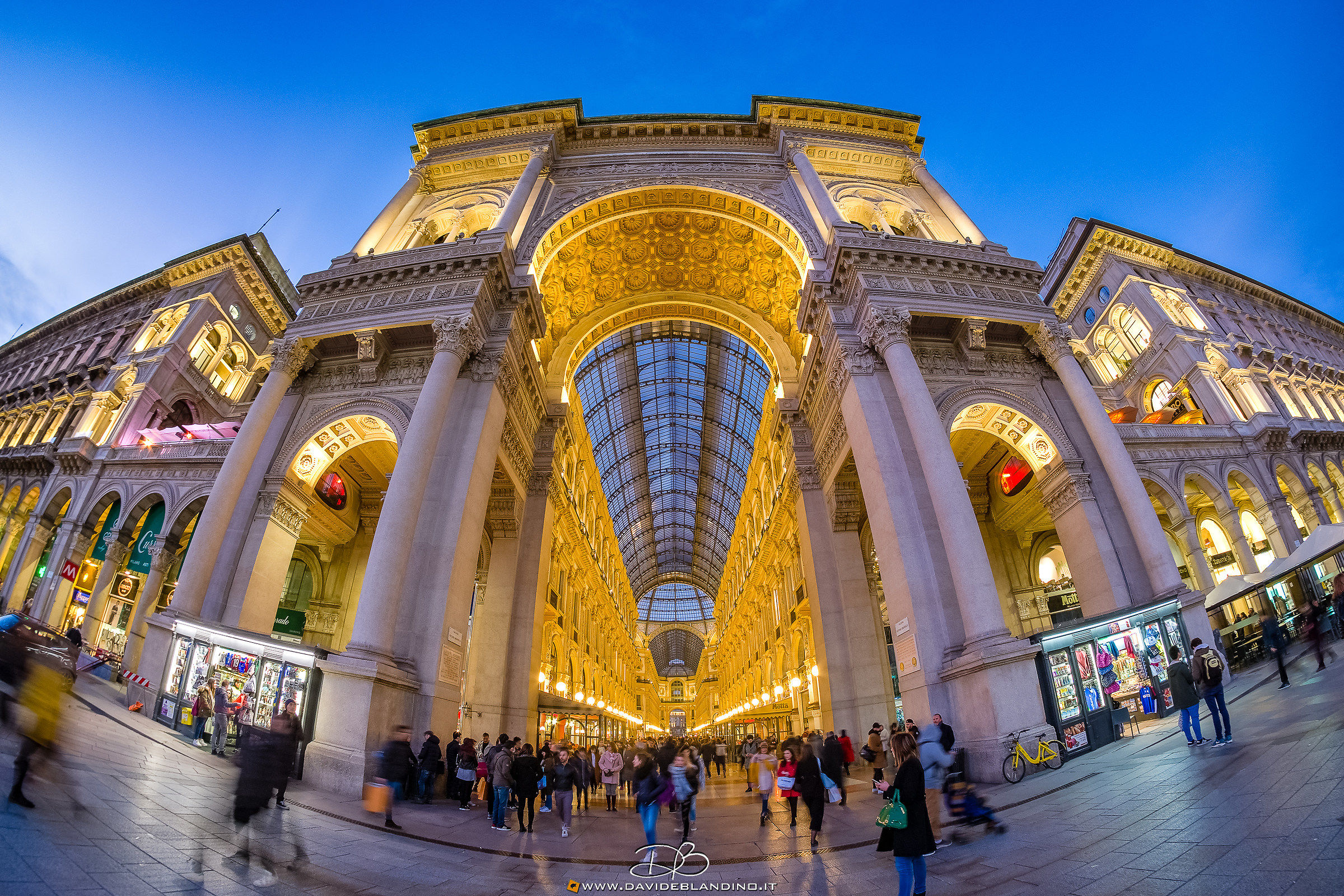 Metti una sera a passeggio senza cavalletto