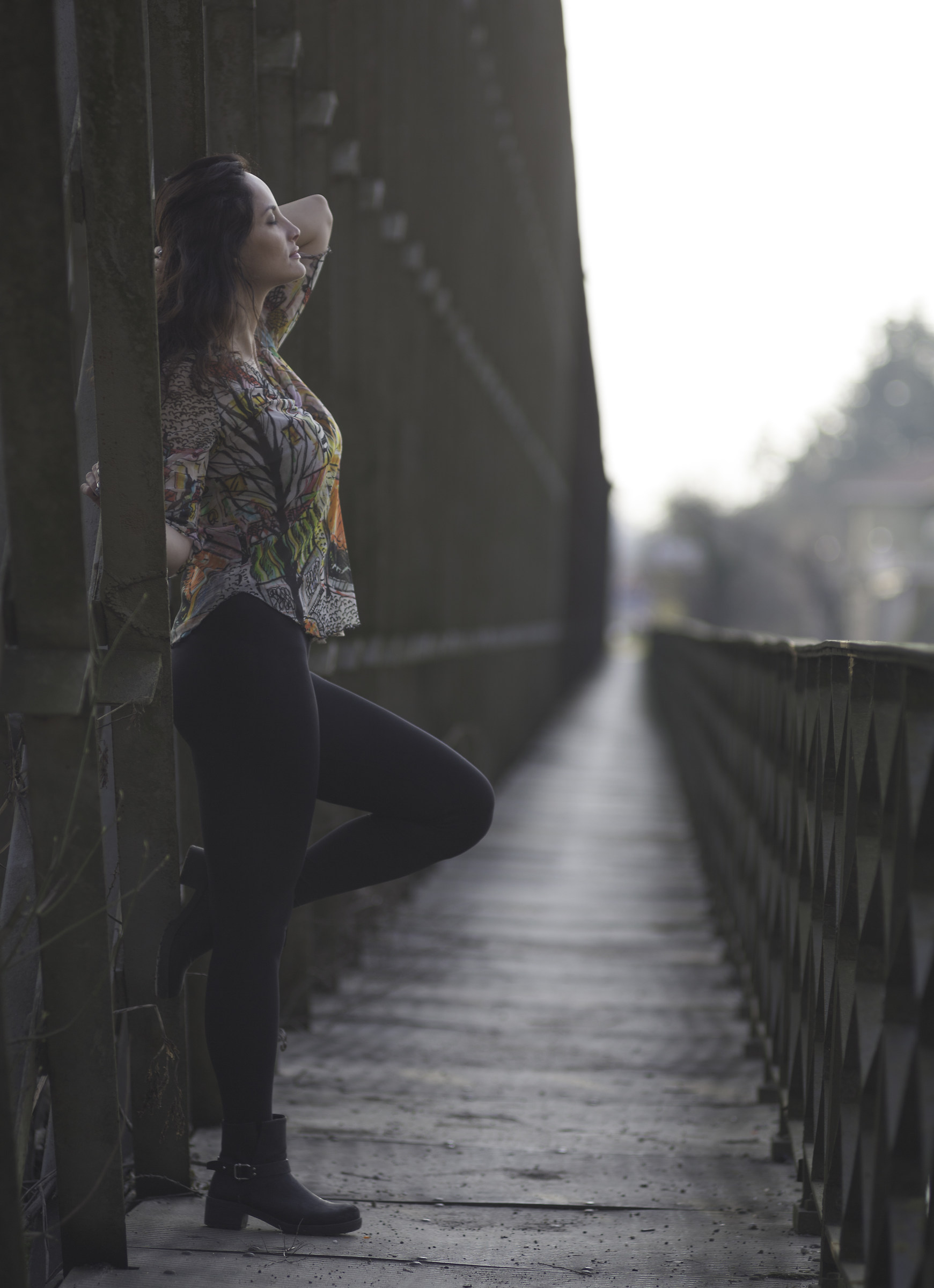 a beautiful woman ... and lens !!