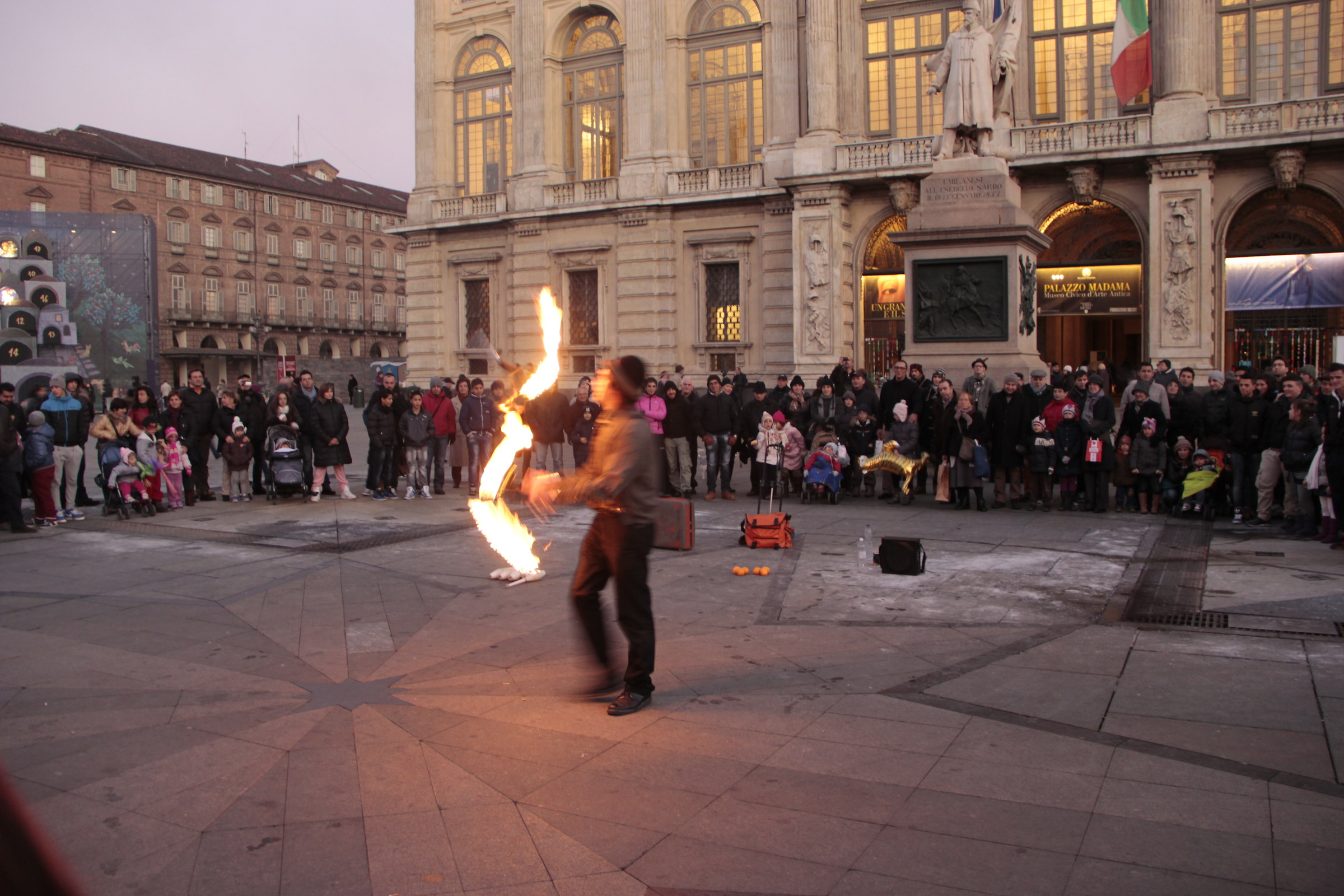 Giocare con il fuoco