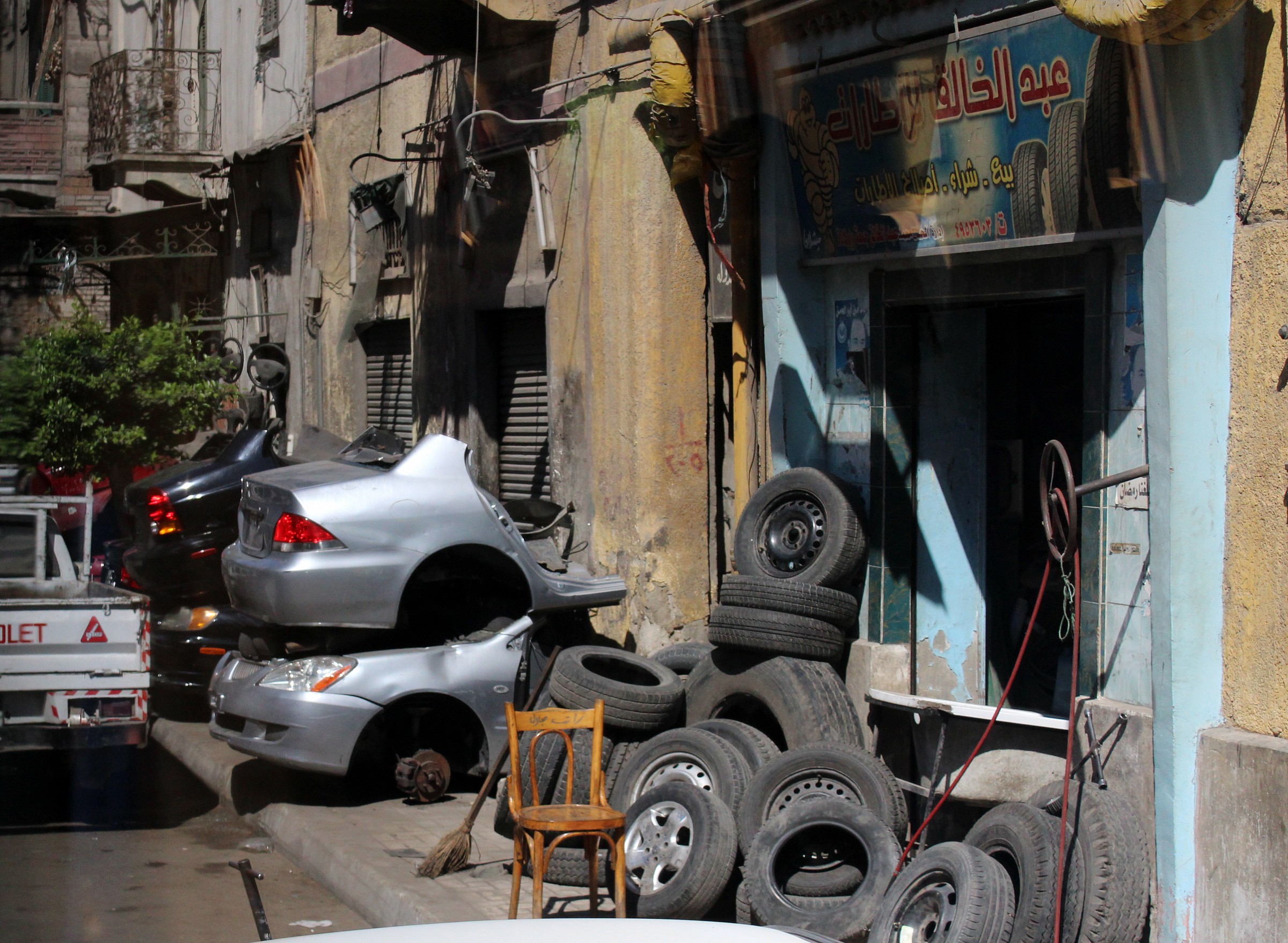 Pezzi di ricambio - Il Cairo - Foto di B. Manasseri