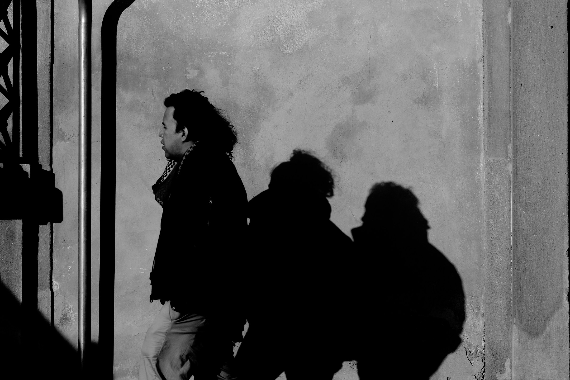 L'enigma della doppia ombra