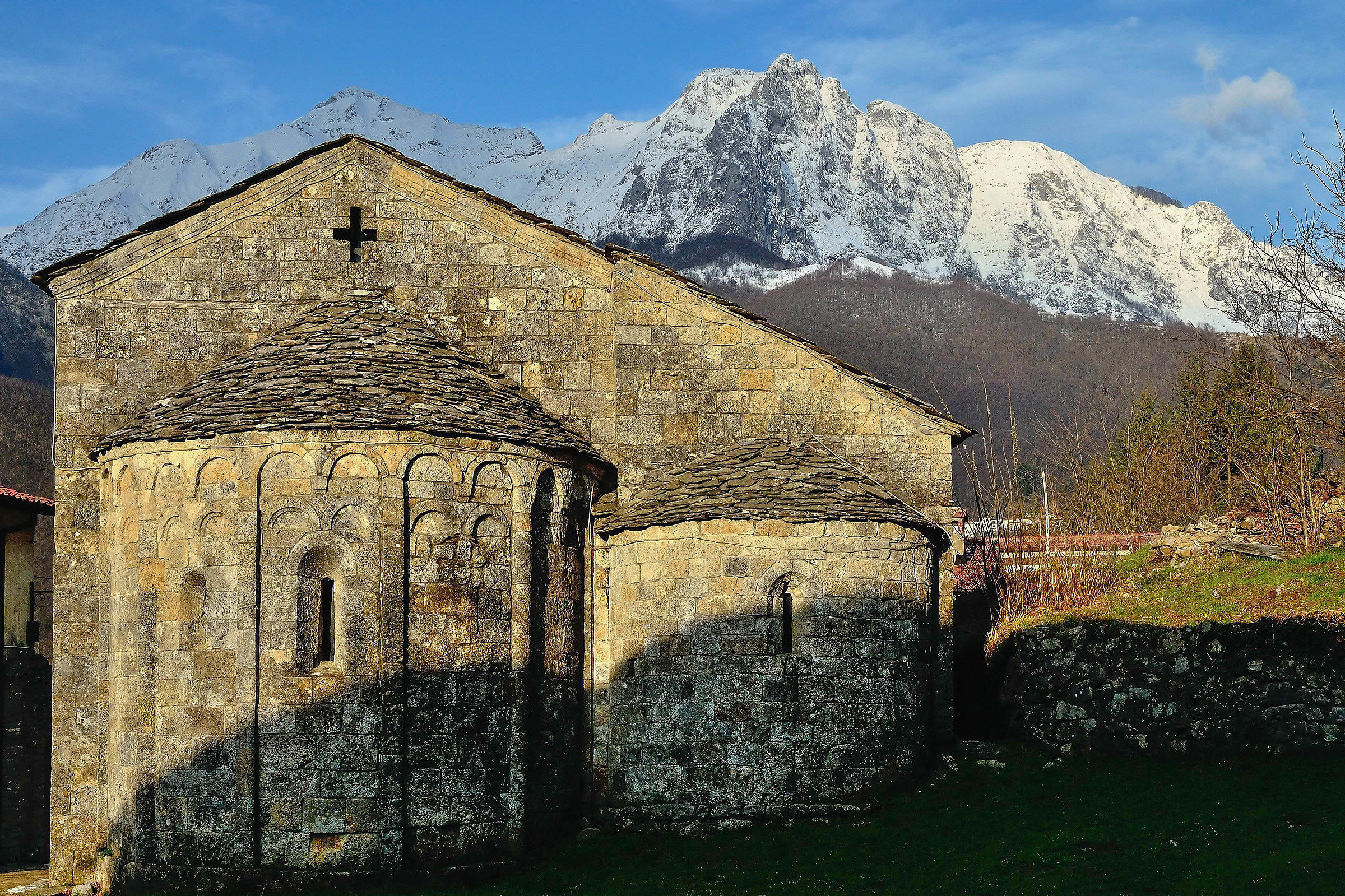 An old Romanesque church in Garfagnana