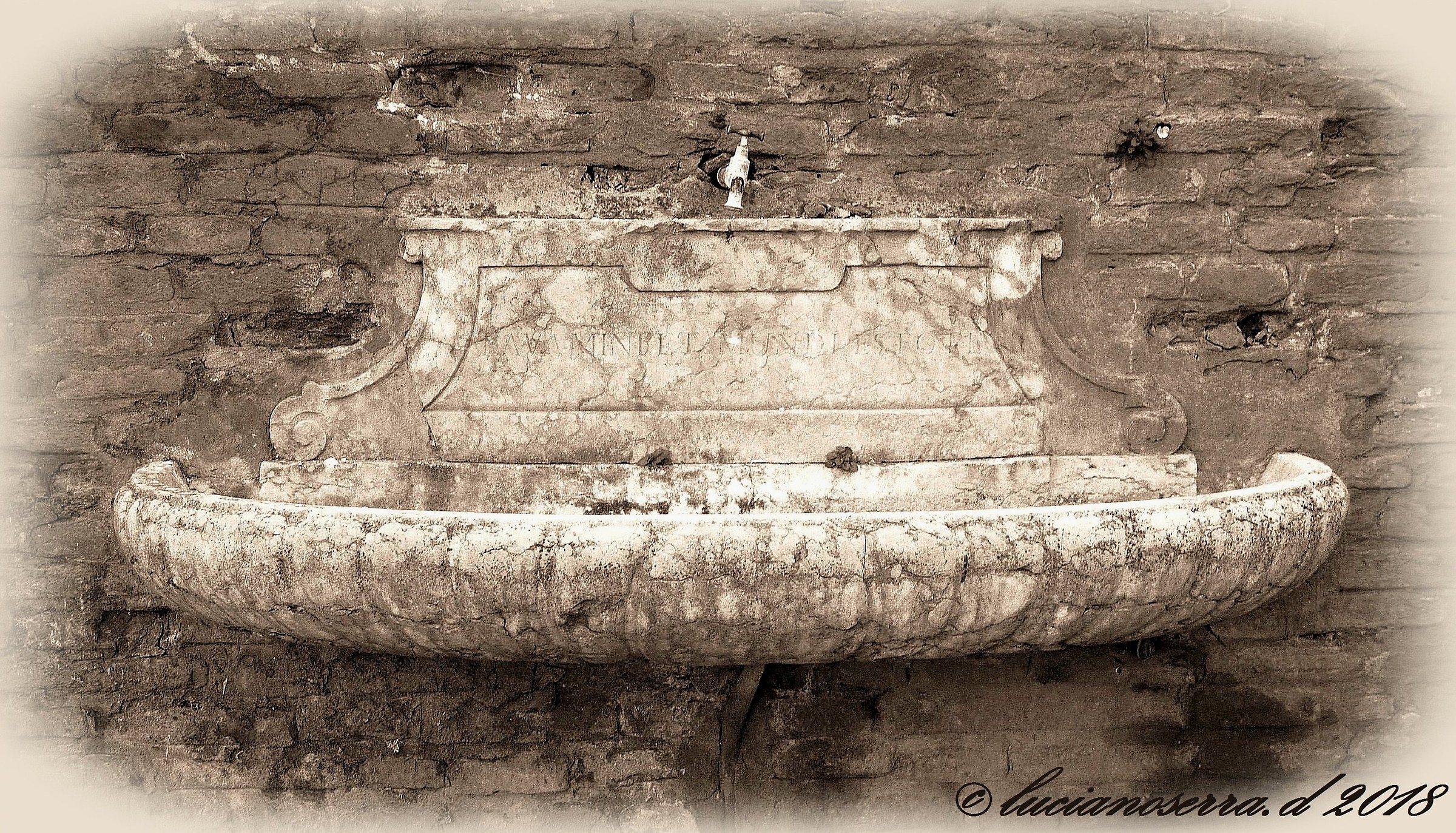 Lavamini Et Mundi Estote