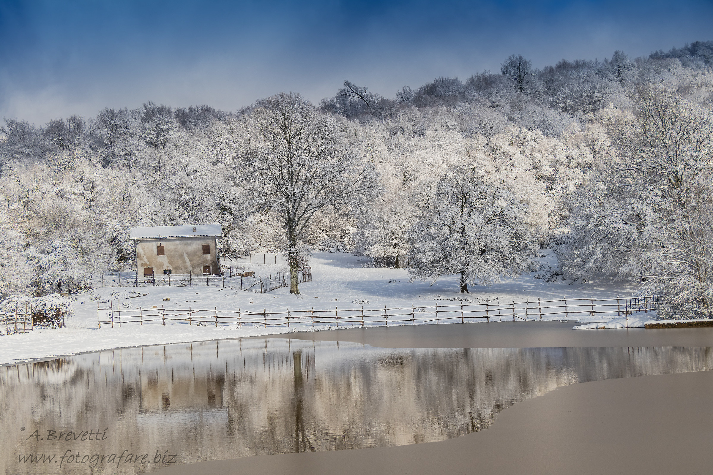 Rifugio - Altopiano di Collemezzo -