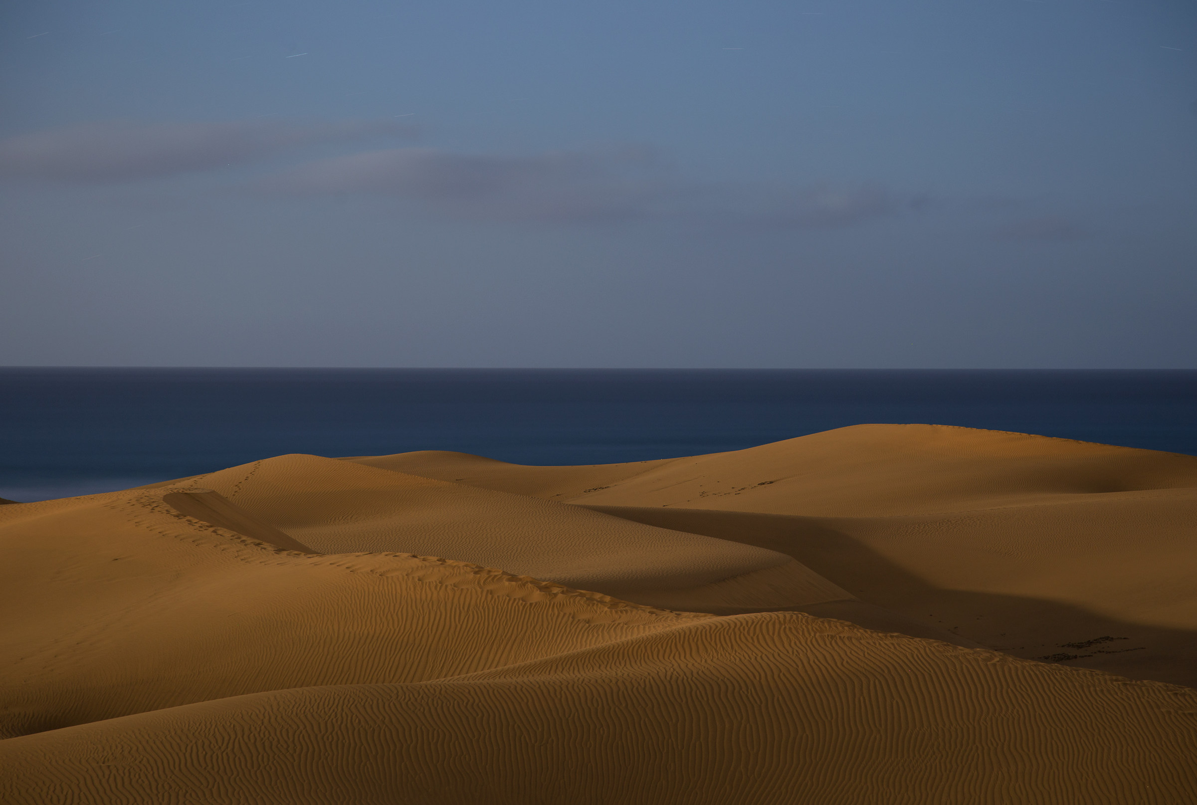 Full moon on Las Palomas