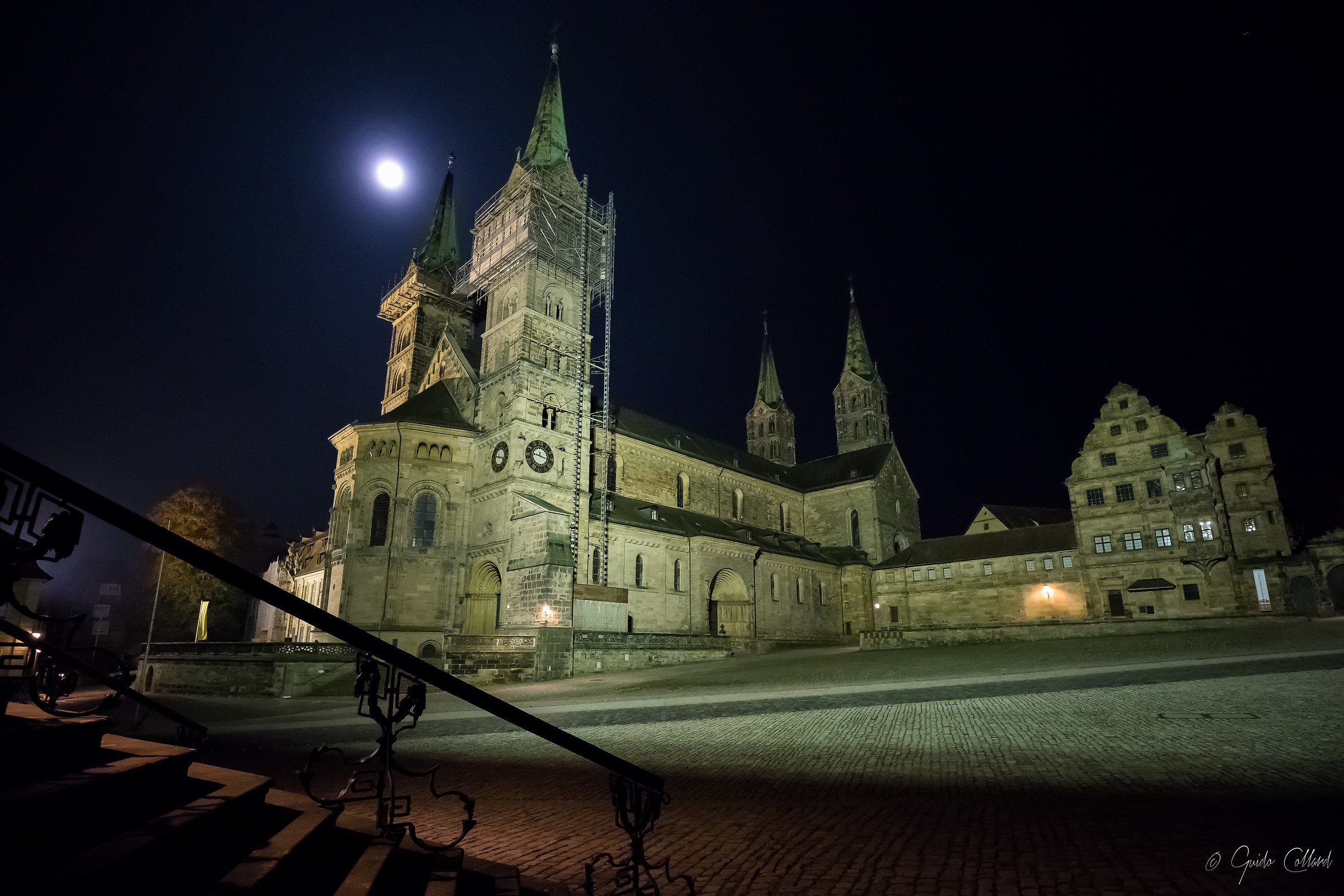 Duomo di Bamberg by night a 12.800 ISO