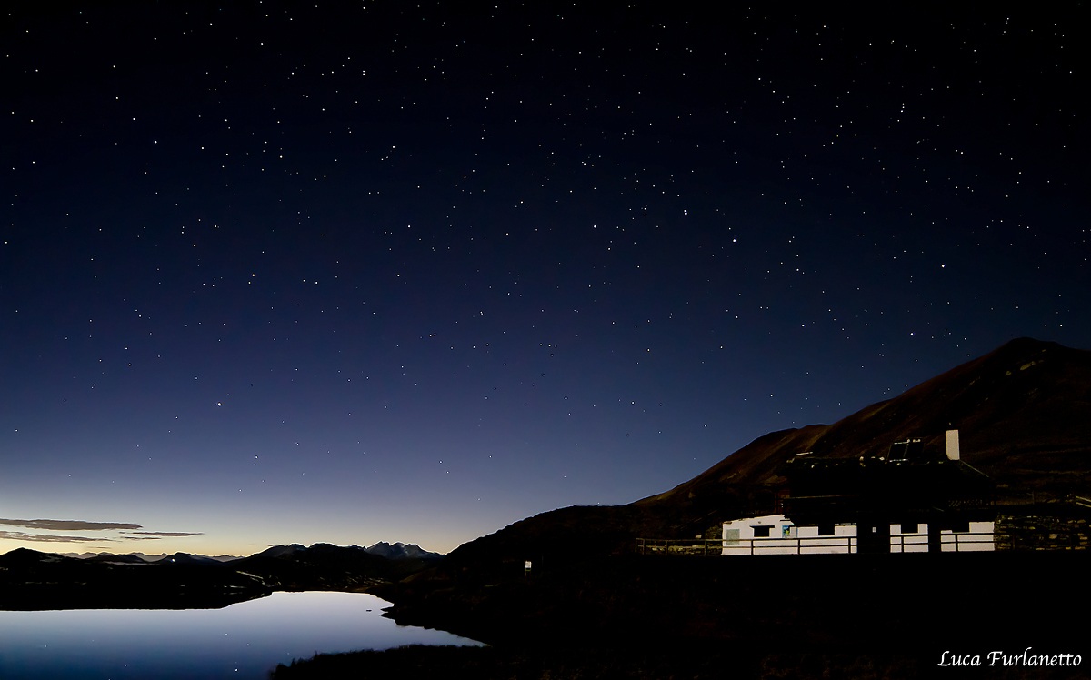 Baita Segantini under the stars