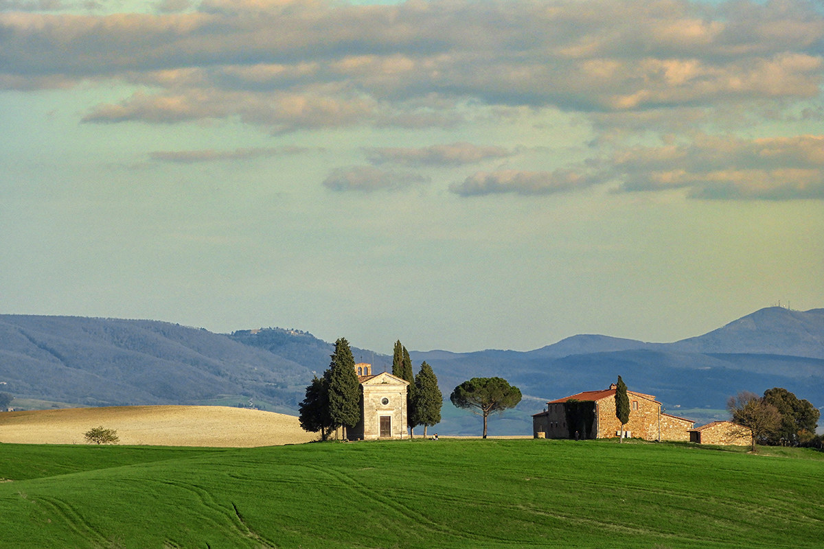 Val d'Orcia-Chapel Madonna