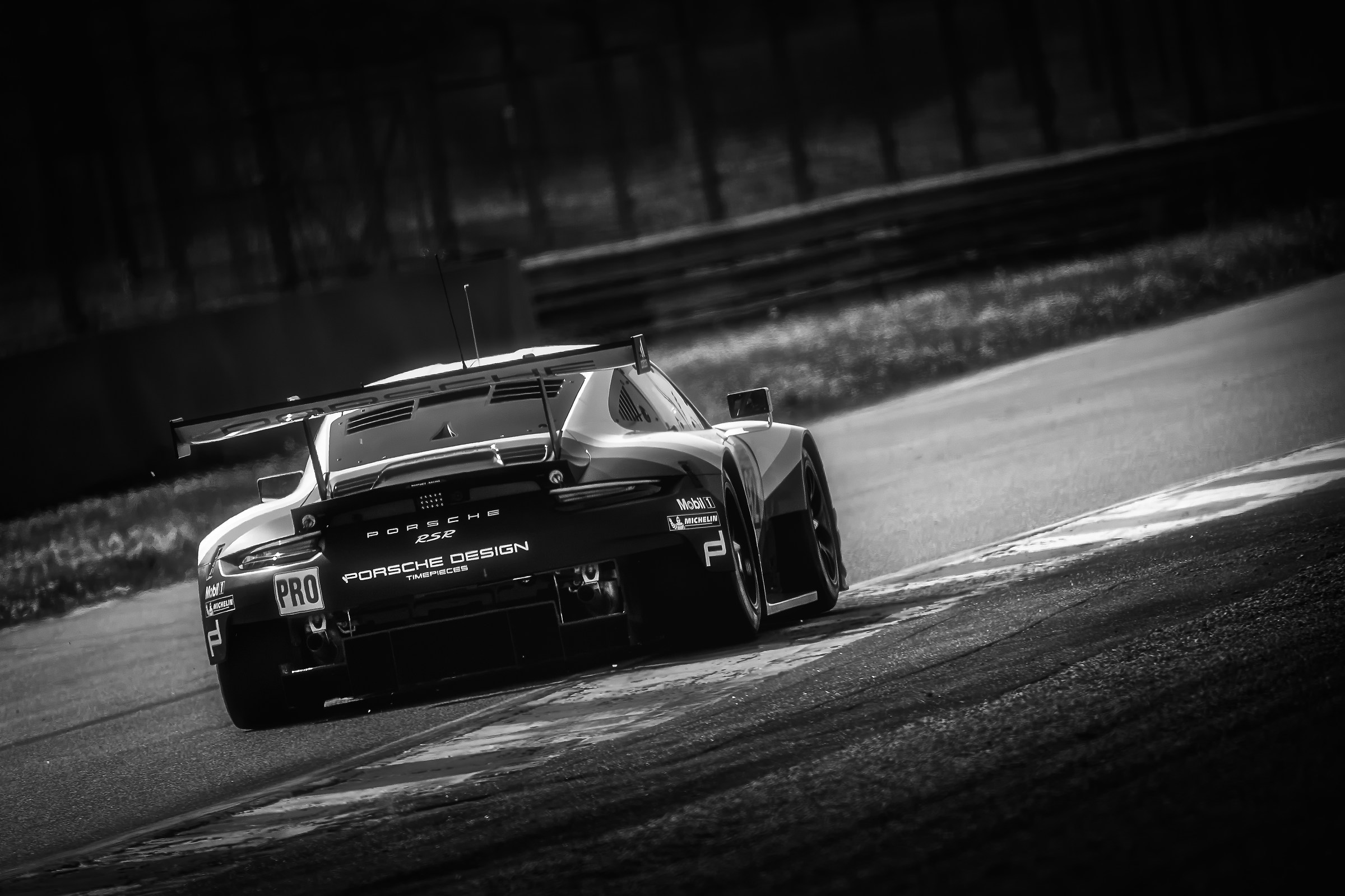 Porsche 911 RSR LmGTEPro - Porsche GT Team